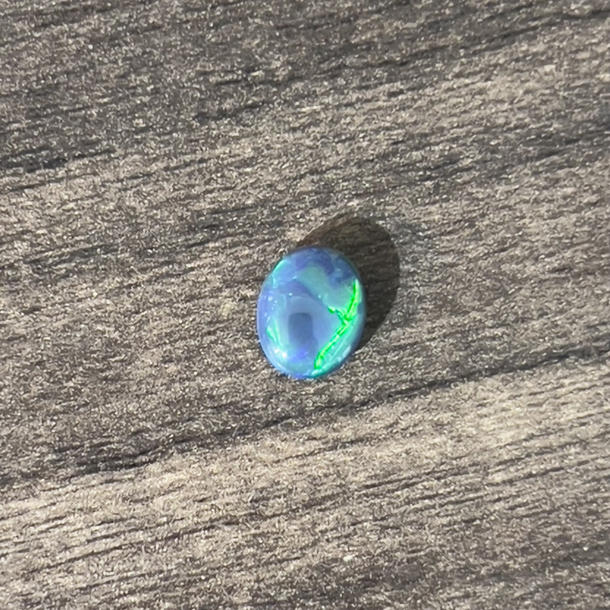 Black Opal 1.92ct Green Flash