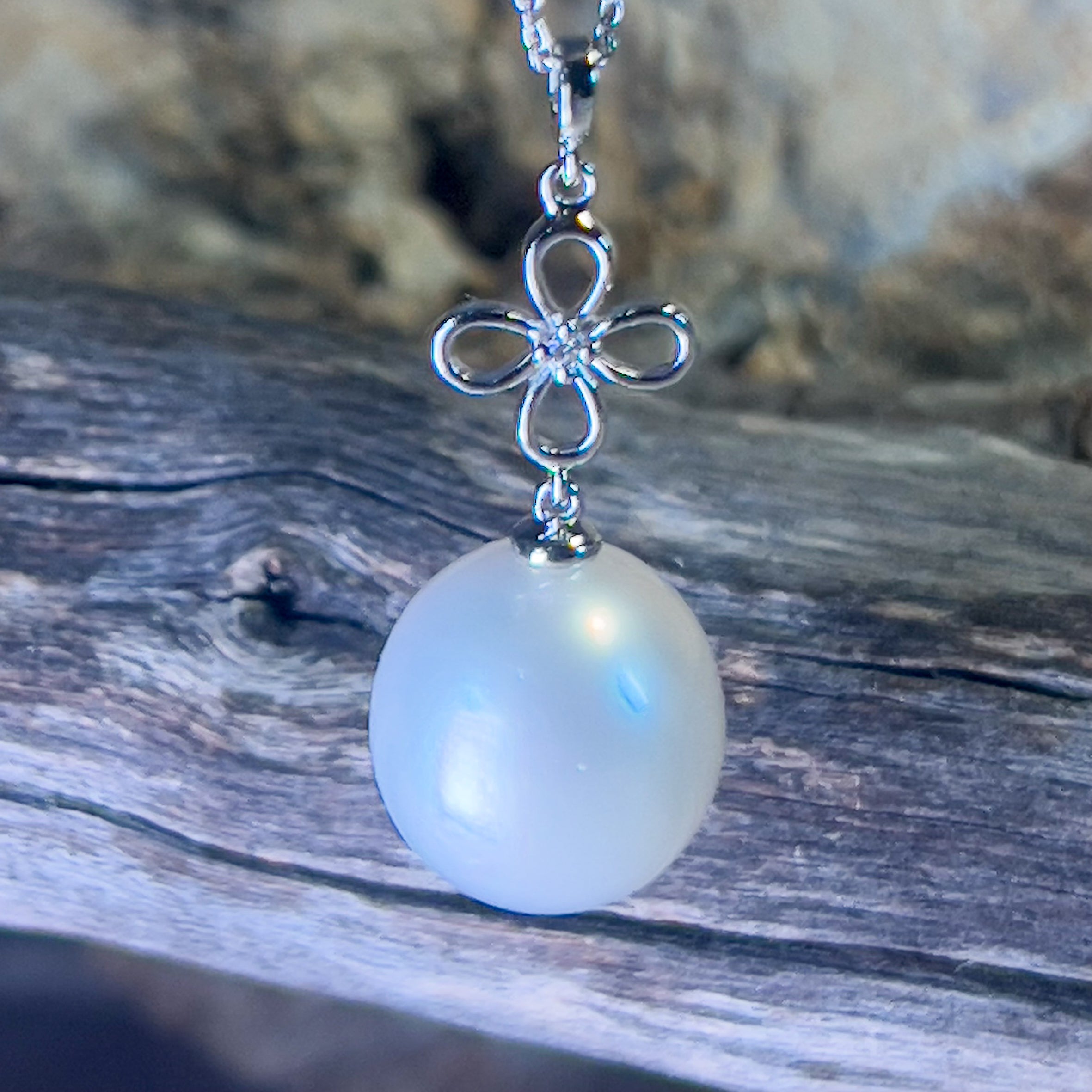 Sterling Silver South Sea 11mm Pearl pendant - Masterpiece Jewellery Opal & Gems Sydney Australia | Online Shop