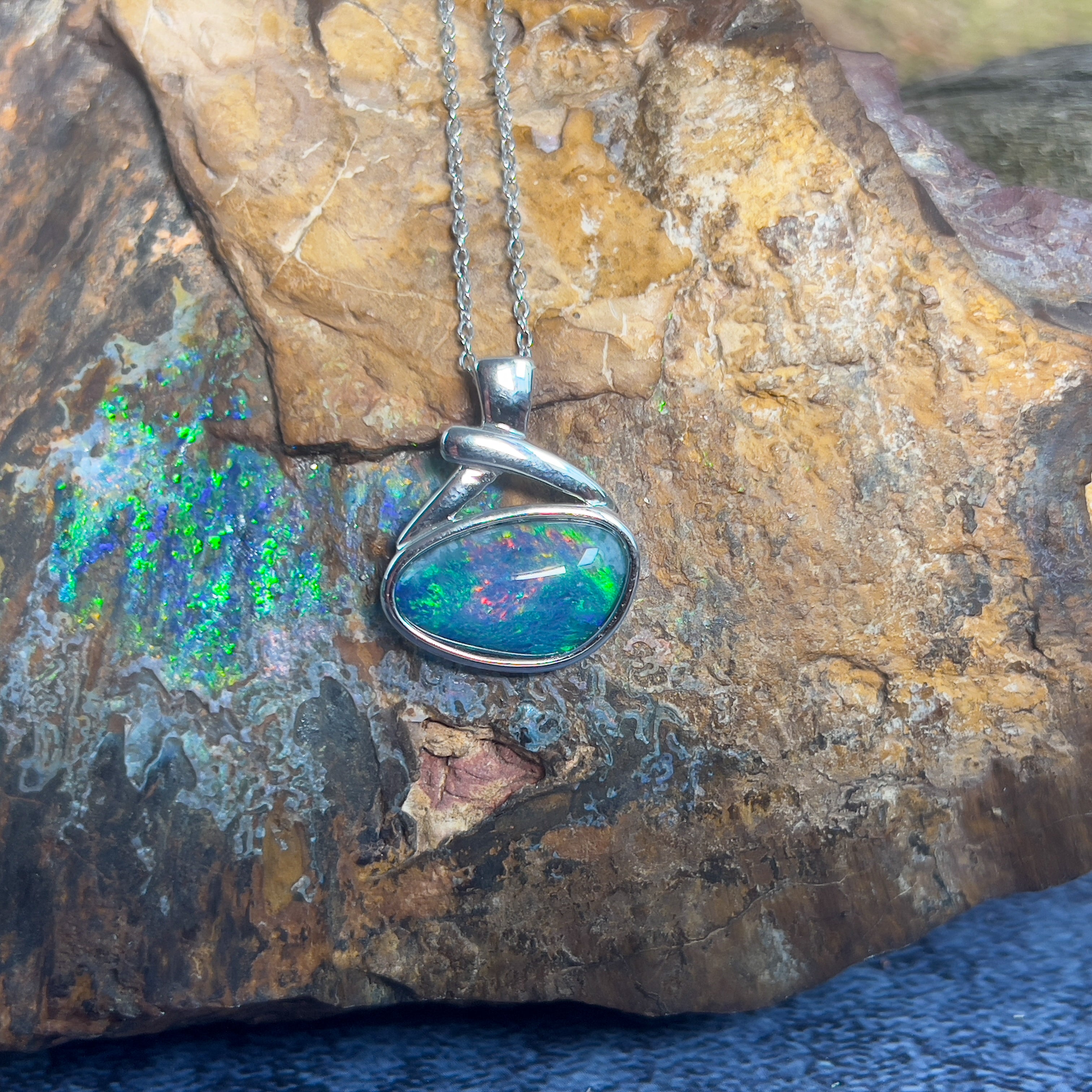 Sterling Silver Opal triplet freeform pendant 16.9x20.9mm - Masterpiece Jewellery Opal & Gems Sydney Australia | Online Shop