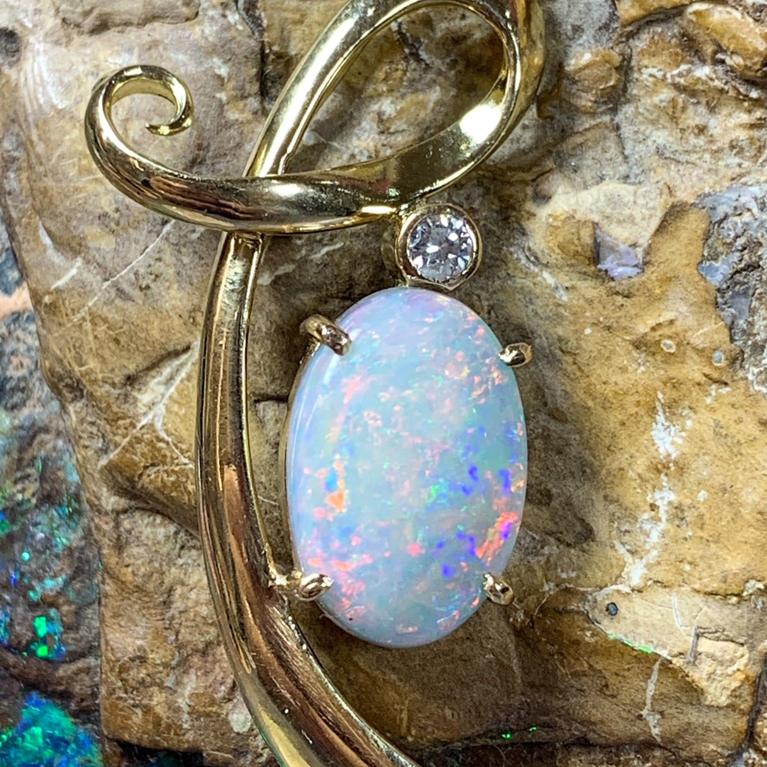 18kt Yellow Gold Black Opal Necklace with Opal 4.7ct and 0.1ct Diamond pendant - Masterpiece Jewellery Opal & Gems Sydney Australia | Online Shop