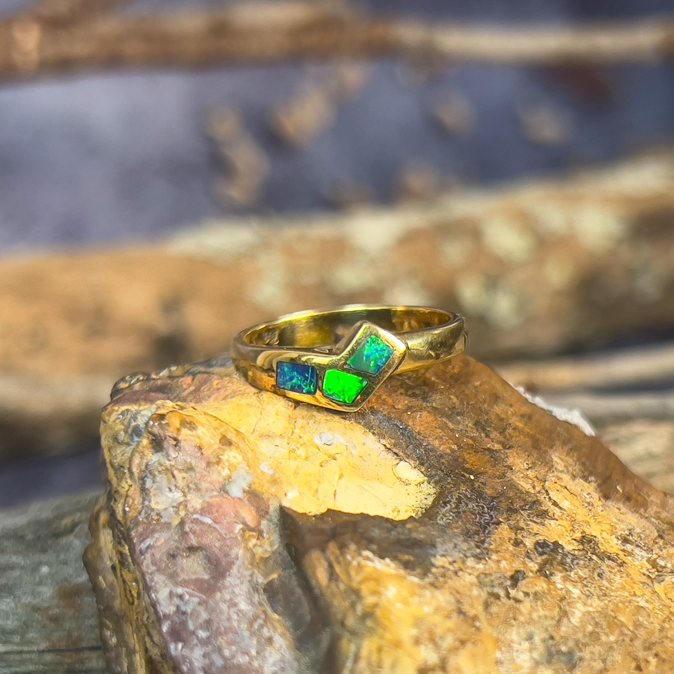 One 18kt Yellow Gold Opal inlay shaped ring band - Masterpiece Jewellery Opal & Gems Sydney Australia | Online Shop