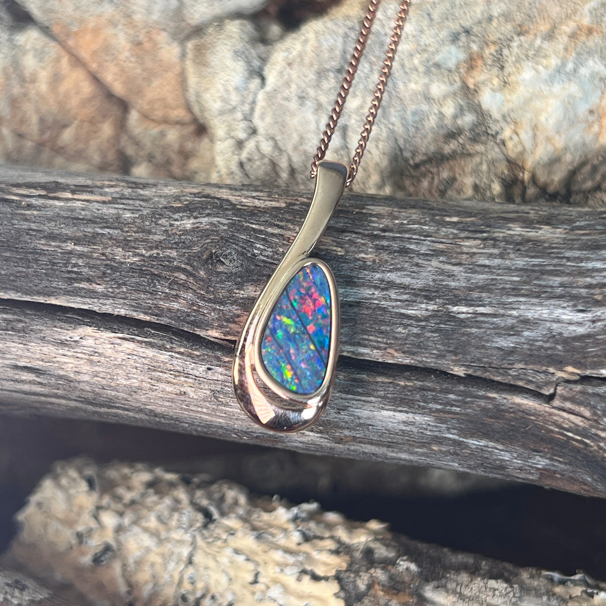 rose gold-plated silver Australian opal doublet pendant with a 12 x 7mm freeform stone