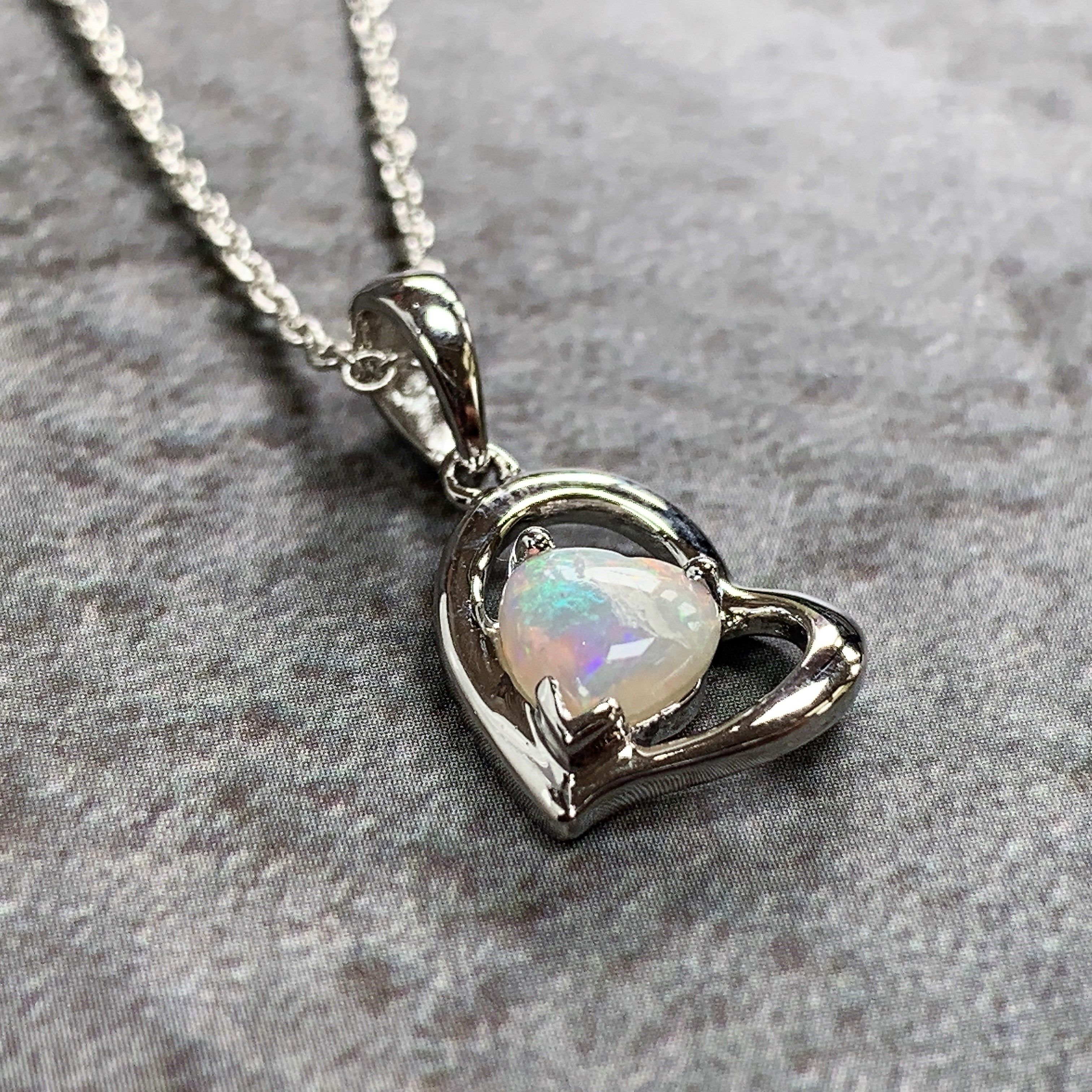 Silver heart cute pendant - Masterpiece Jewellery Opal & Gems Sydney Australia | Online Shop