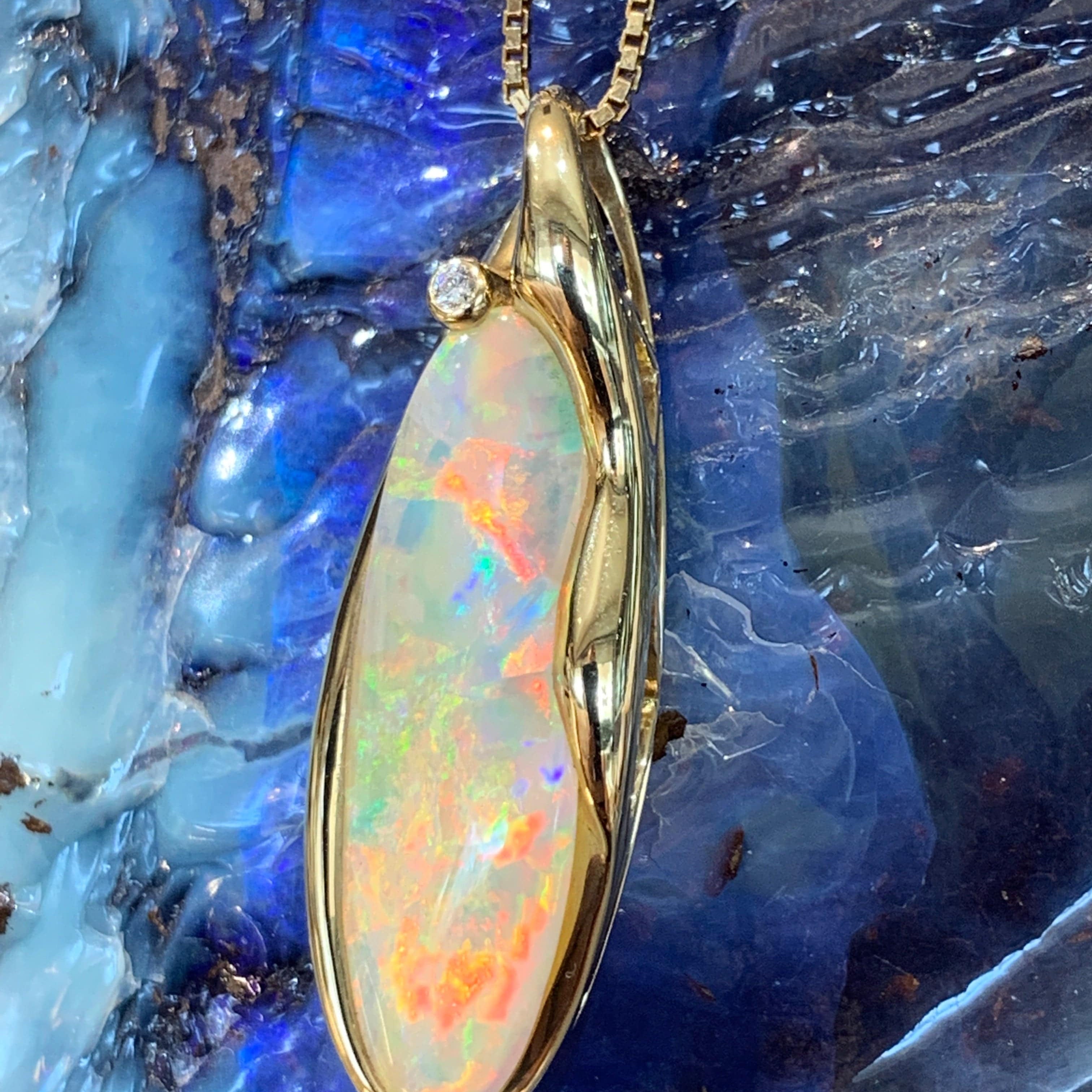 18kt Yellow Gold Opal pendant - Masterpiece Jewellery Opal & Gems Sydney Australia | Online Shop