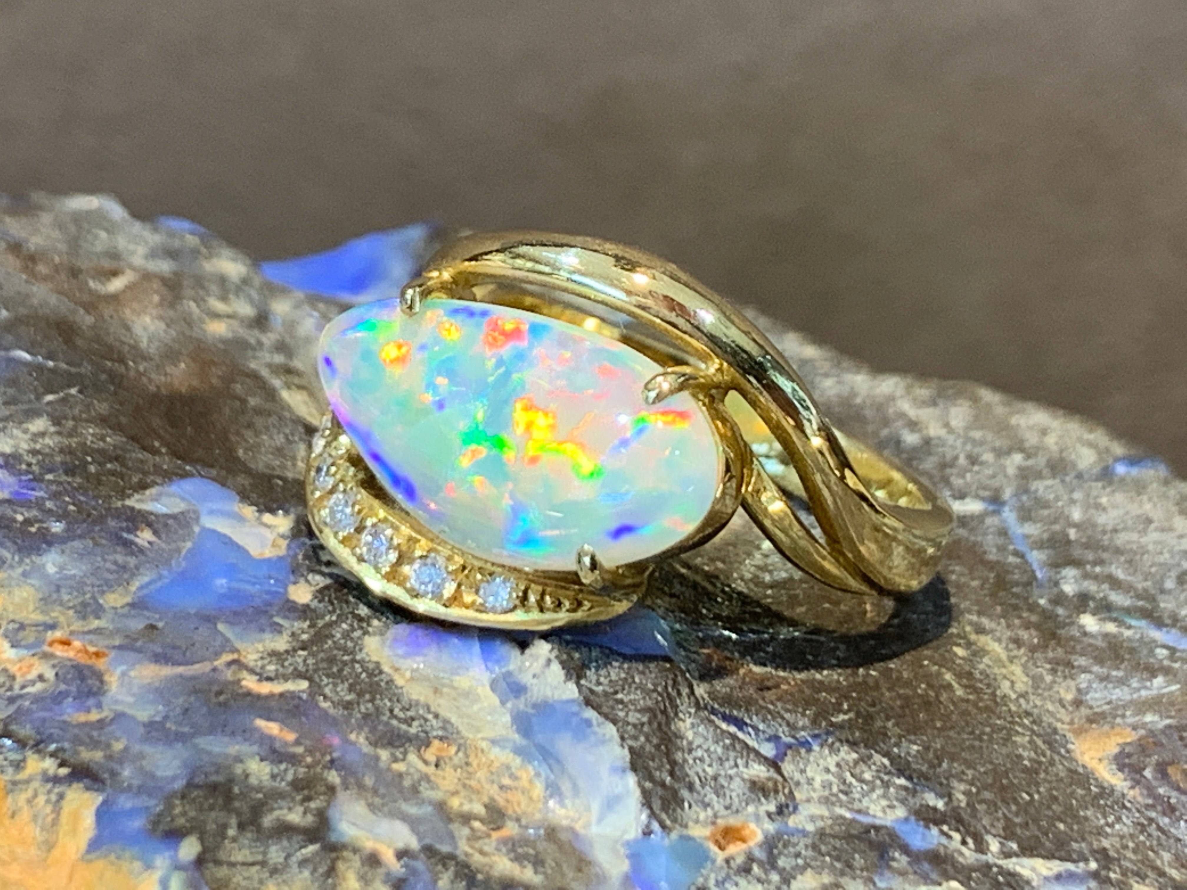 18KT YELLOW GOLD OPAL AND DIAMOND RING - Masterpiece Jewellery Opal & Gems Sydney Australia | Online Shop