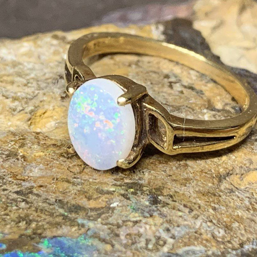 18kt Yellow Gold Solitaire Opal ring - Masterpiece Jewellery Opal & Gems Sydney Australia | Online Shop