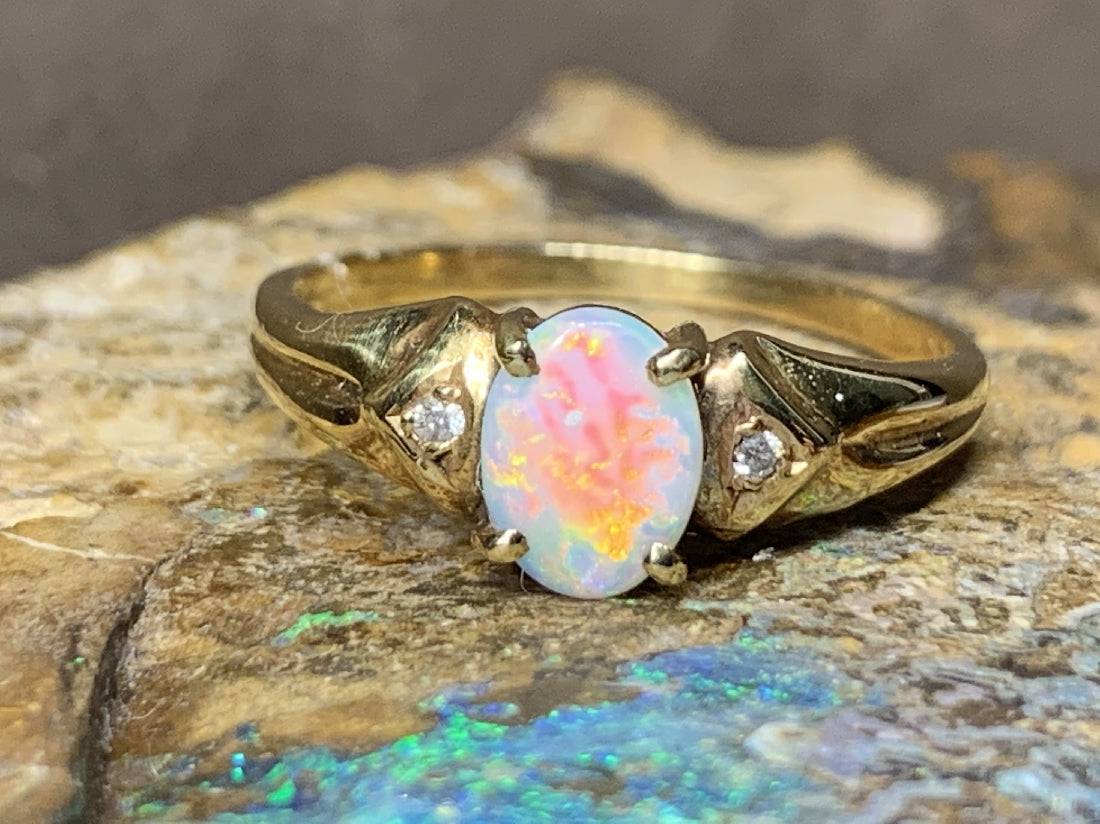 18kt Yellow Gold vintage Opal and Diamond ring - Masterpiece Jewellery Opal & Gems Sydney Australia | Online Shop