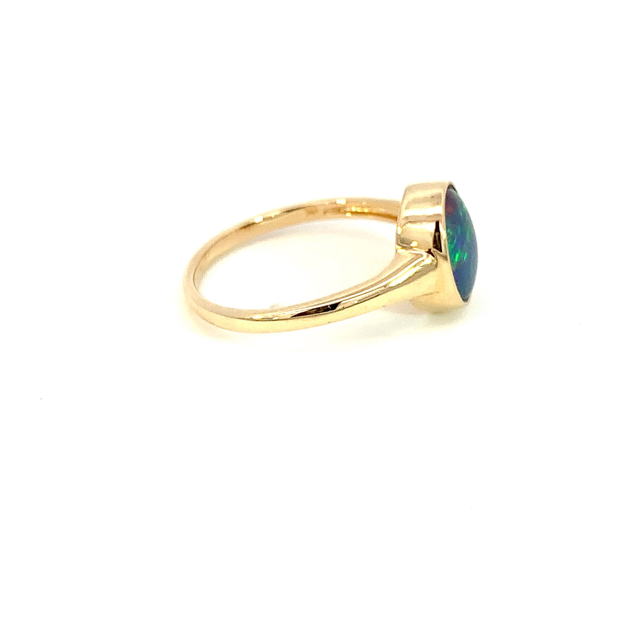 9kt Yellow Gold solitaire 9x7mm Opal triplet ring - Masterpiece Jewellery Opal & Gems Sydney Australia | Online Shop