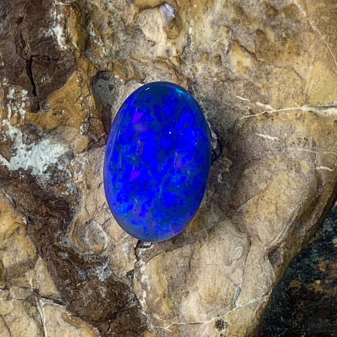 Black Opal 5.9ct Oval Blue colour Masterpiece Jewellery Opal