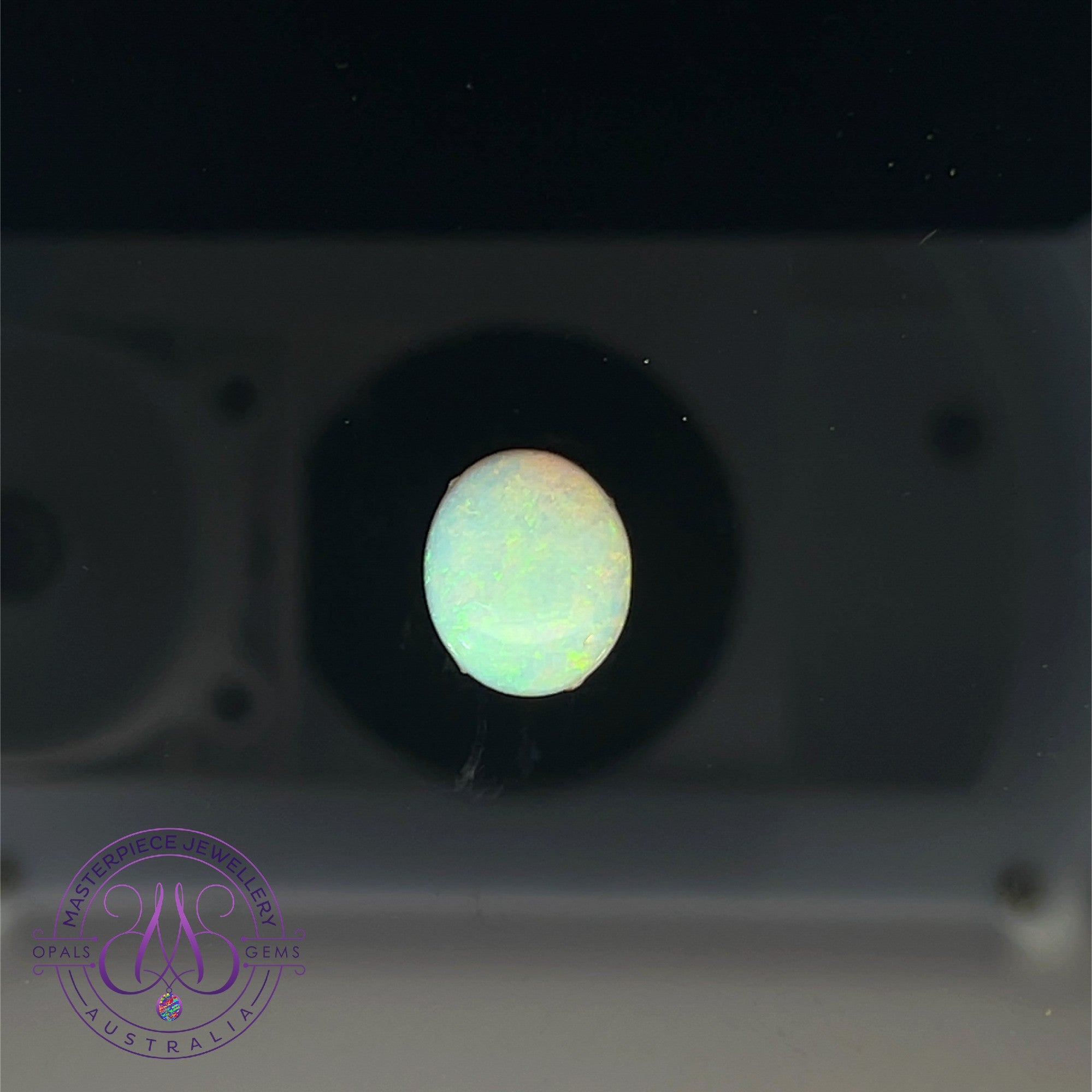 White Opal 4.85ct Oval