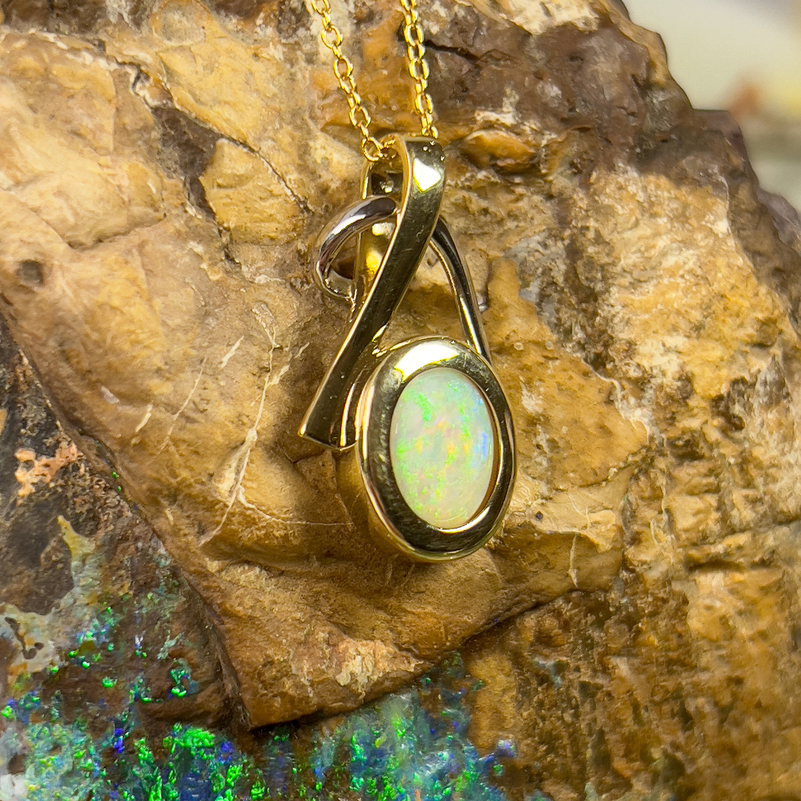 18kt White and Yellow Gold Light Opal 2.5ct pendant - Masterpiece Jewellery Opal & Gems Sydney Australia | Online Shop