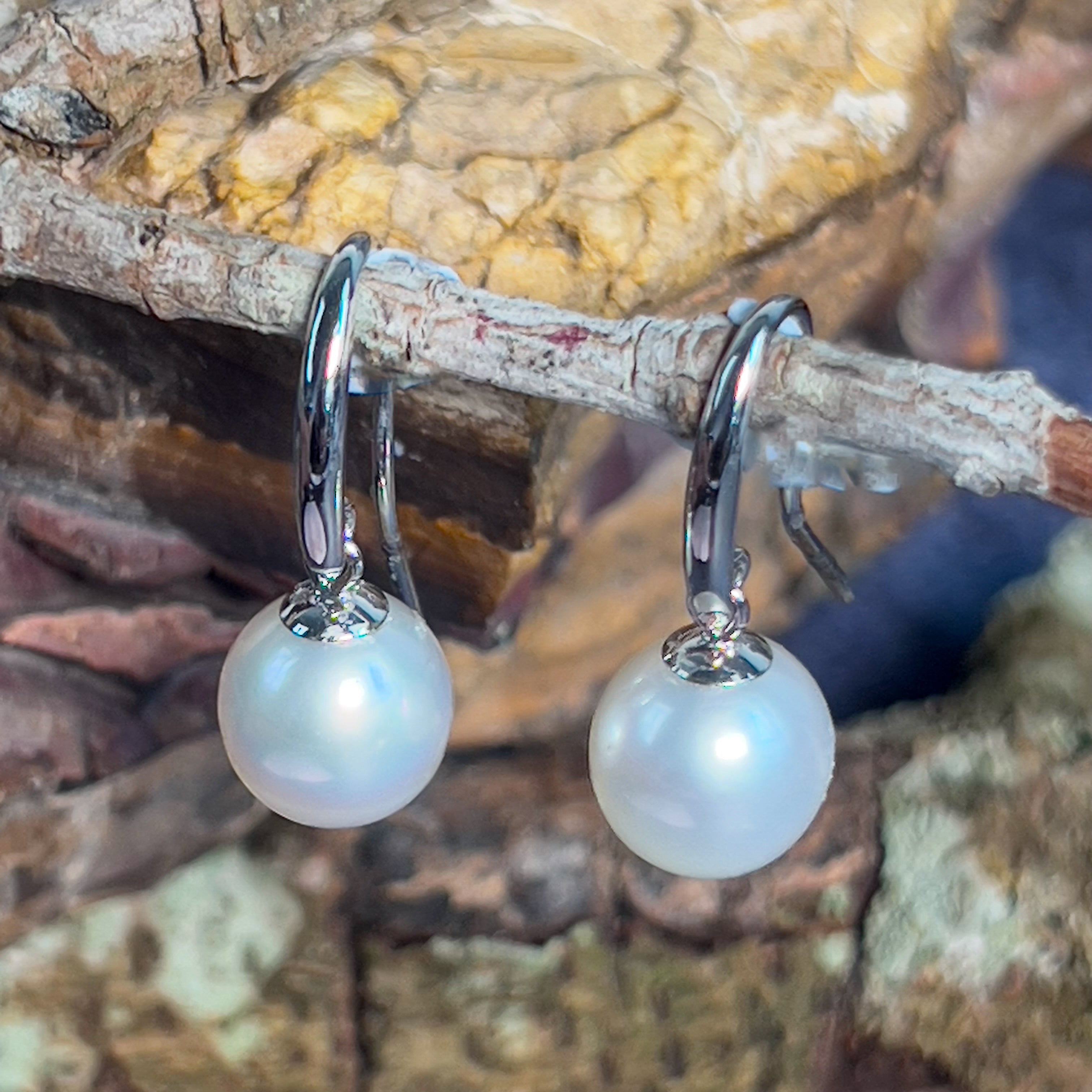 Pair of Dangling South Sea 8-9mm Pearl earrings - Masterpiece Jewellery Opal & Gems Sydney Australia | Online Shop