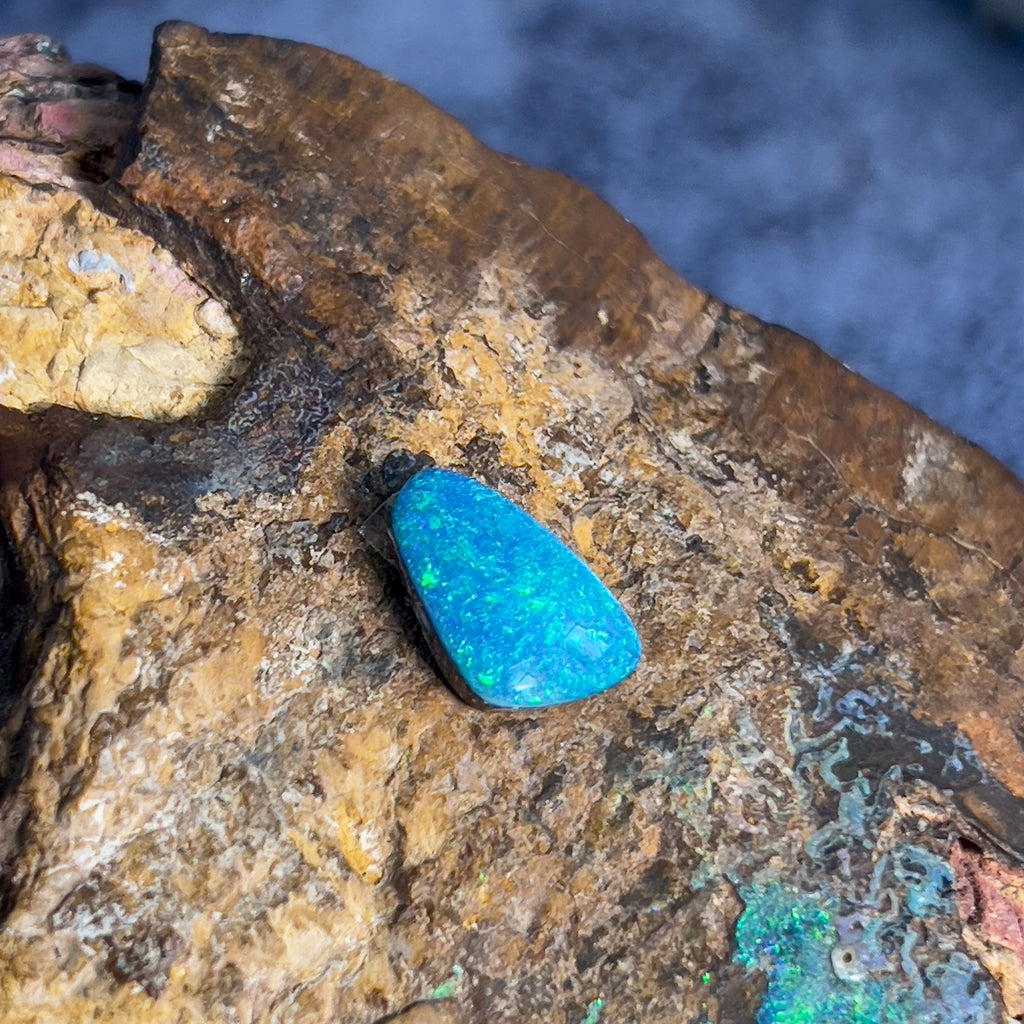 Teal Blue Opal doublet 3.18ct - Masterpiece Jewellery Opal & Gems Sydney Australia | Online Shop