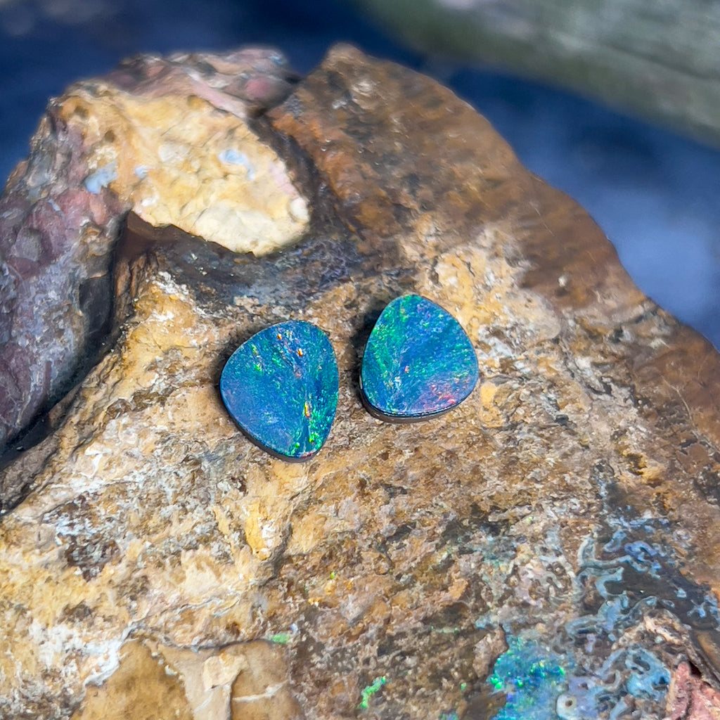 One pair of Opal doublet triangular shape 3.53ct - Masterpiece Jewellery Opal & Gems Sydney Australia | Online Shop