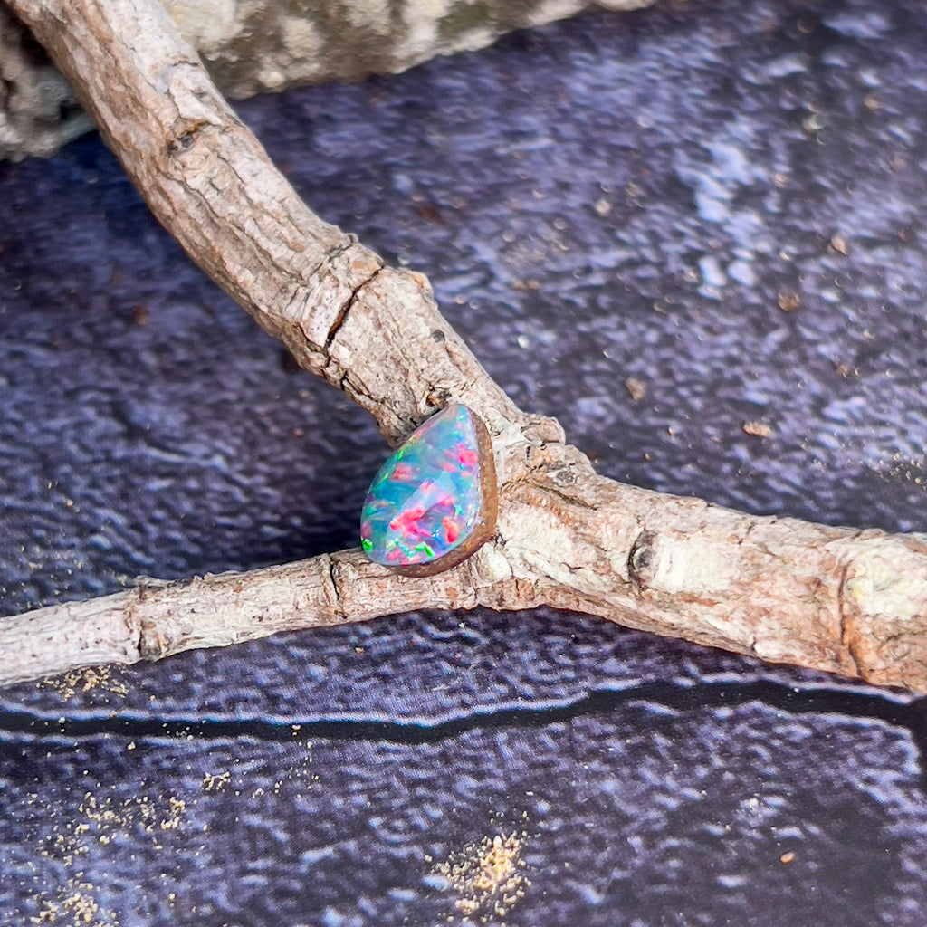 Freeform shape Australian Opal doublet 1.09ct - Masterpiece Jewellery Opal & Gems Sydney Australia | Online Shop