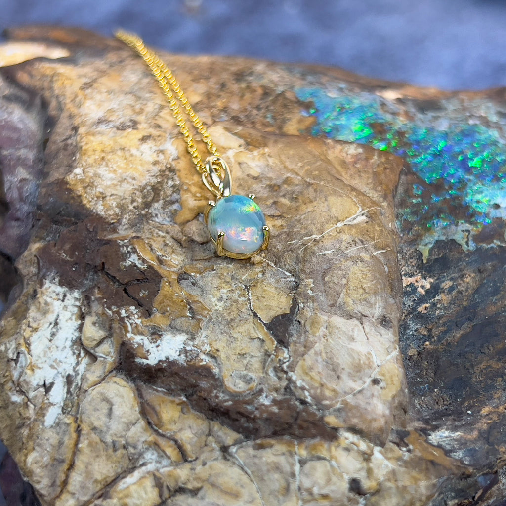 18kt Yellow Gold Black Opal 1.29ct pendant - Masterpiece Jewellery Opal & Gems Sydney Australia | Online Shop