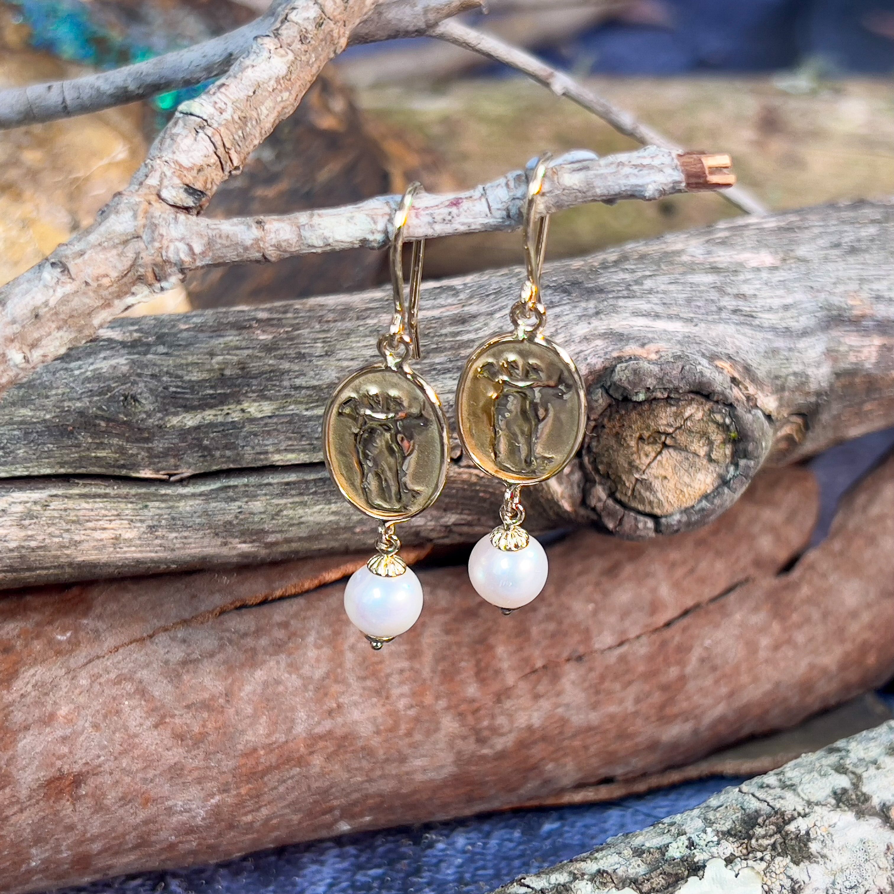 14kt Yellow Gold dangling vintage design Pearl earrings - Masterpiece Jewellery Opal & Gems Sydney Australia | Online Shop