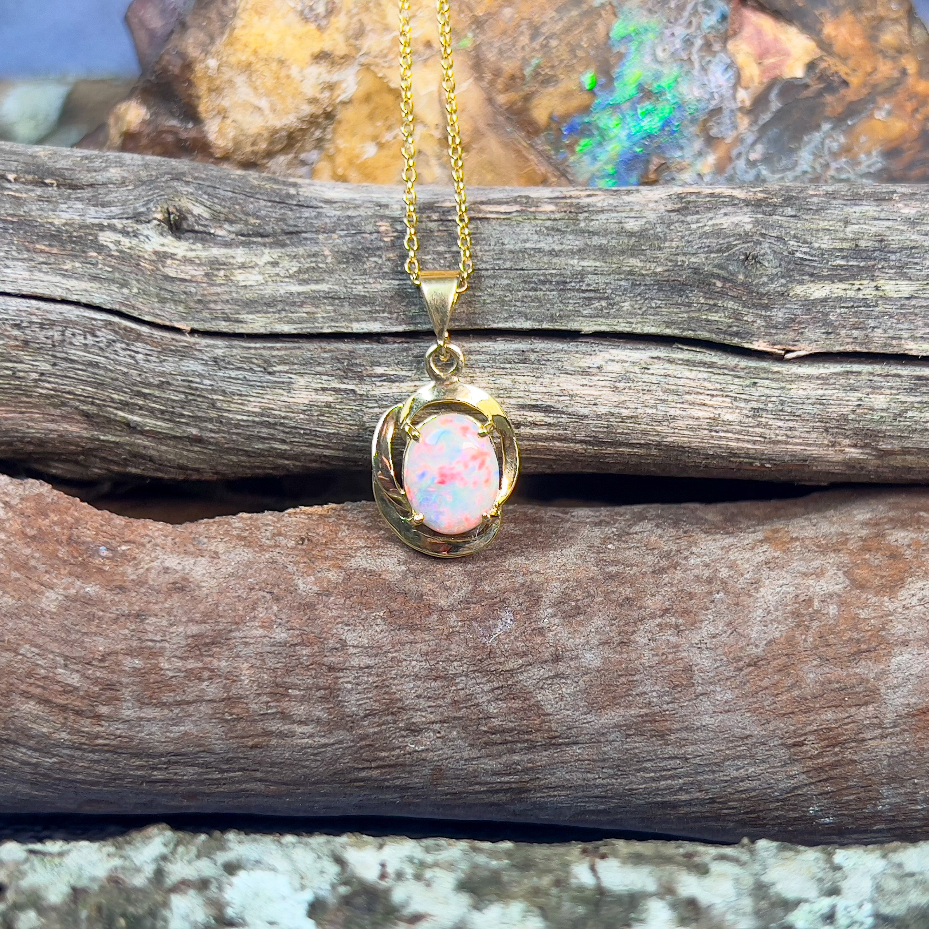 18kt Yellow Gold Light Opal red colour pendant - Masterpiece Jewellery Opal & Gems Sydney Australia | Online Shop