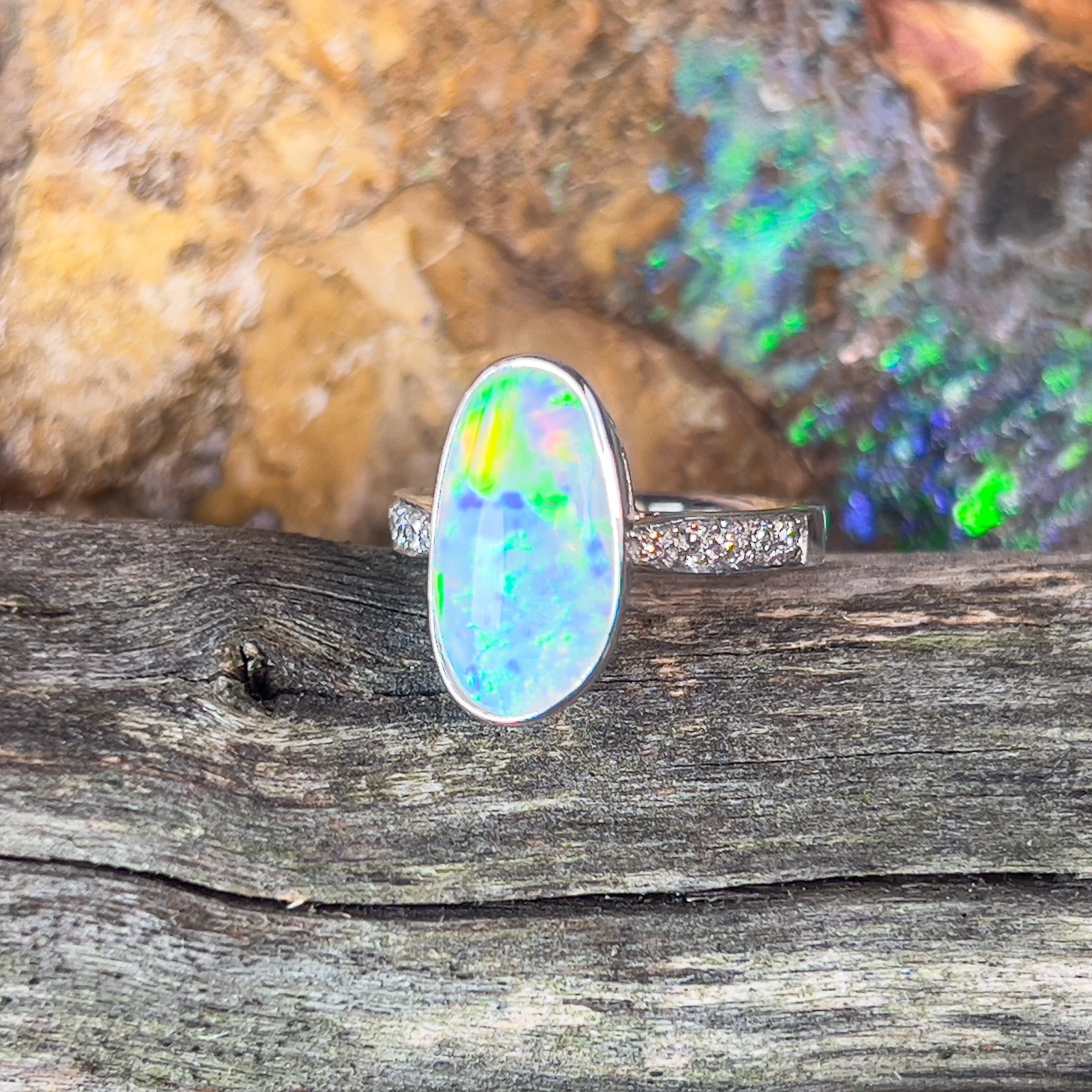 18kt White Gold Crystal Opal 2.01ct and 0.18ct Diamonds ring - Masterpiece Jewellery Opal & Gems Sydney Australia | Online Shop