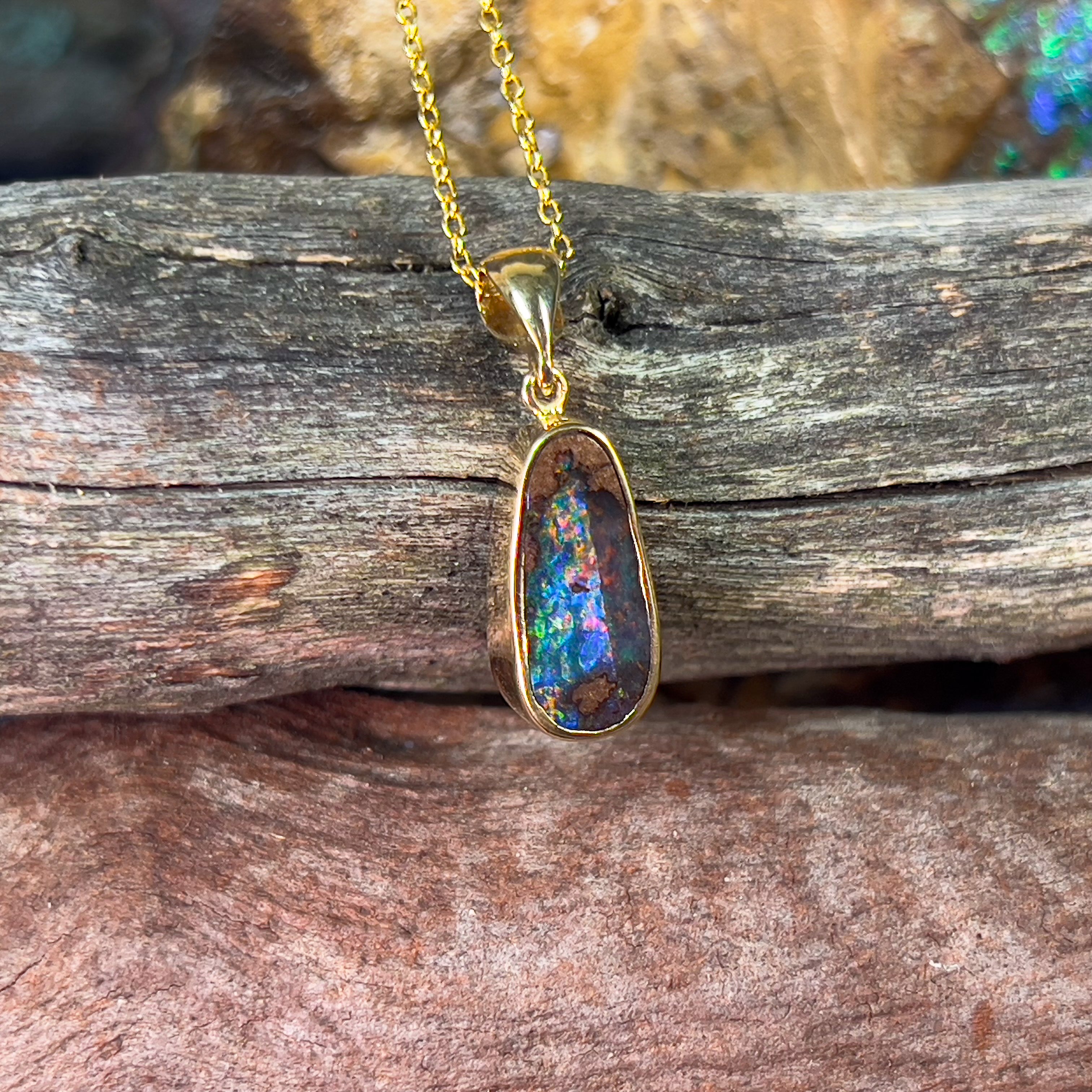 18kt Yellow Gold Boulder Opal 1.89ct pendant - Masterpiece Jewellery Opal & Gems Sydney Australia | Online Shop