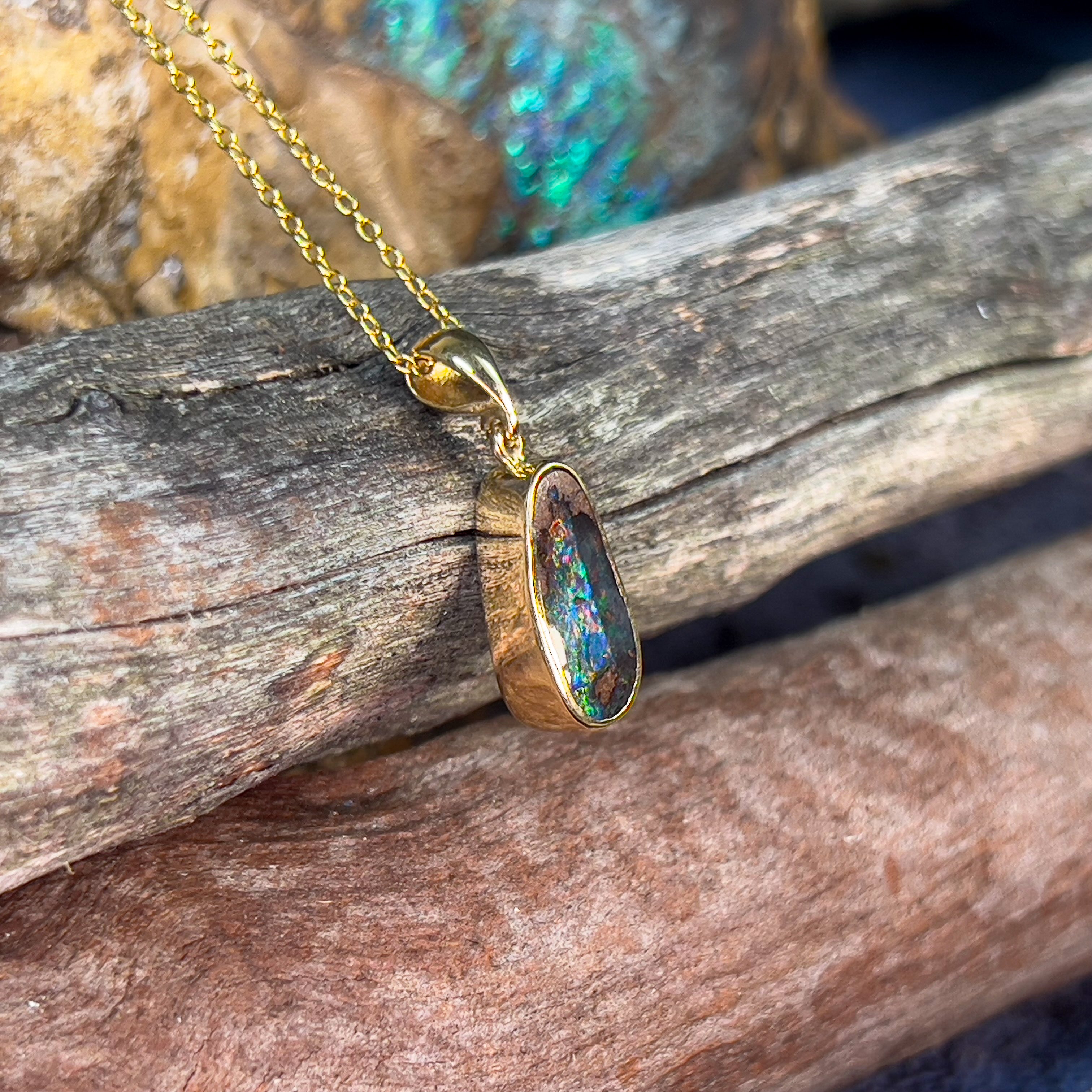 18kt Yellow Gold Boulder Opal 1.89ct pendant - Masterpiece Jewellery Opal & Gems Sydney Australia | Online Shop