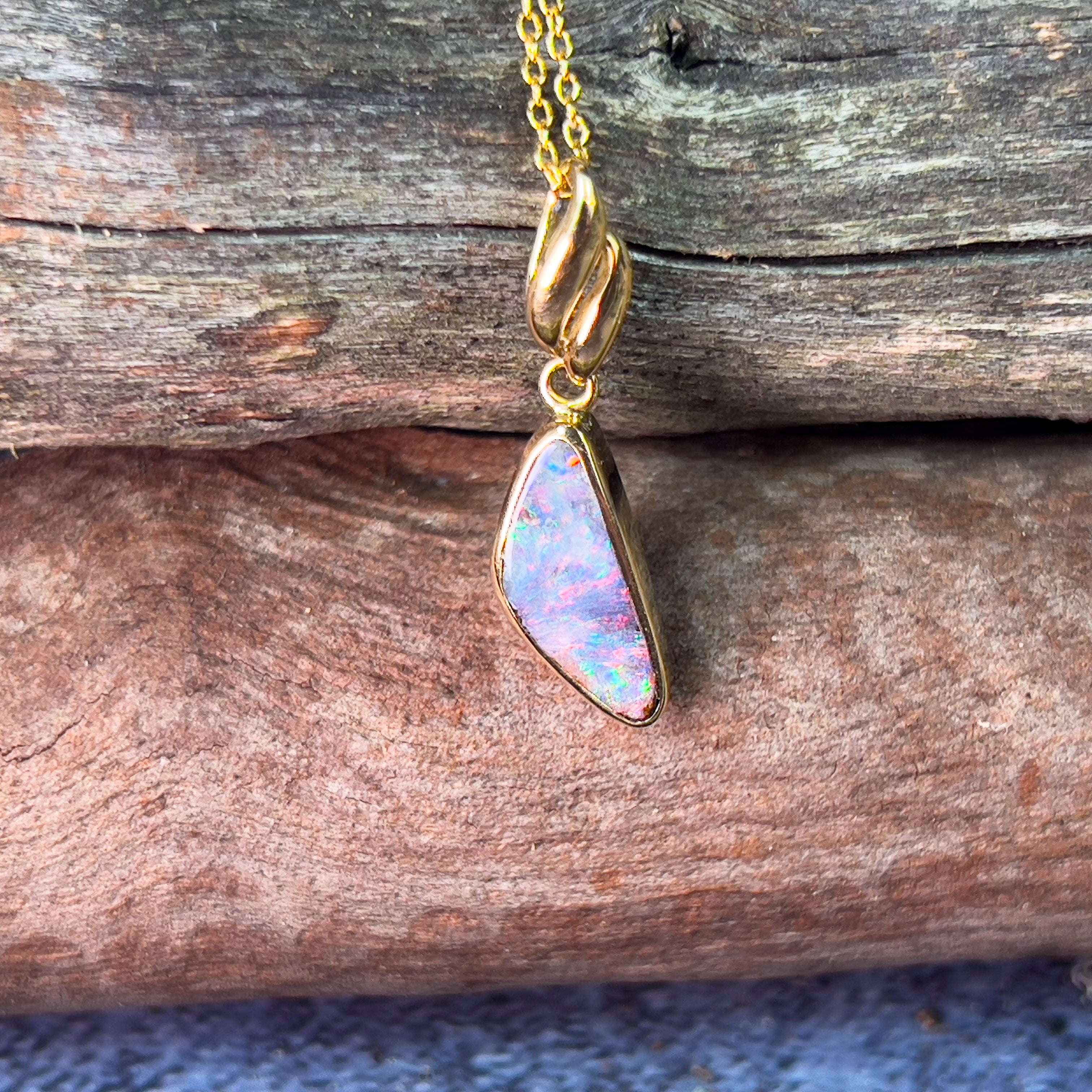 18kt Yellow Gold Boulder opal 1.1ct pendant - Masterpiece Jewellery Opal & Gems Sydney Australia | Online Shop