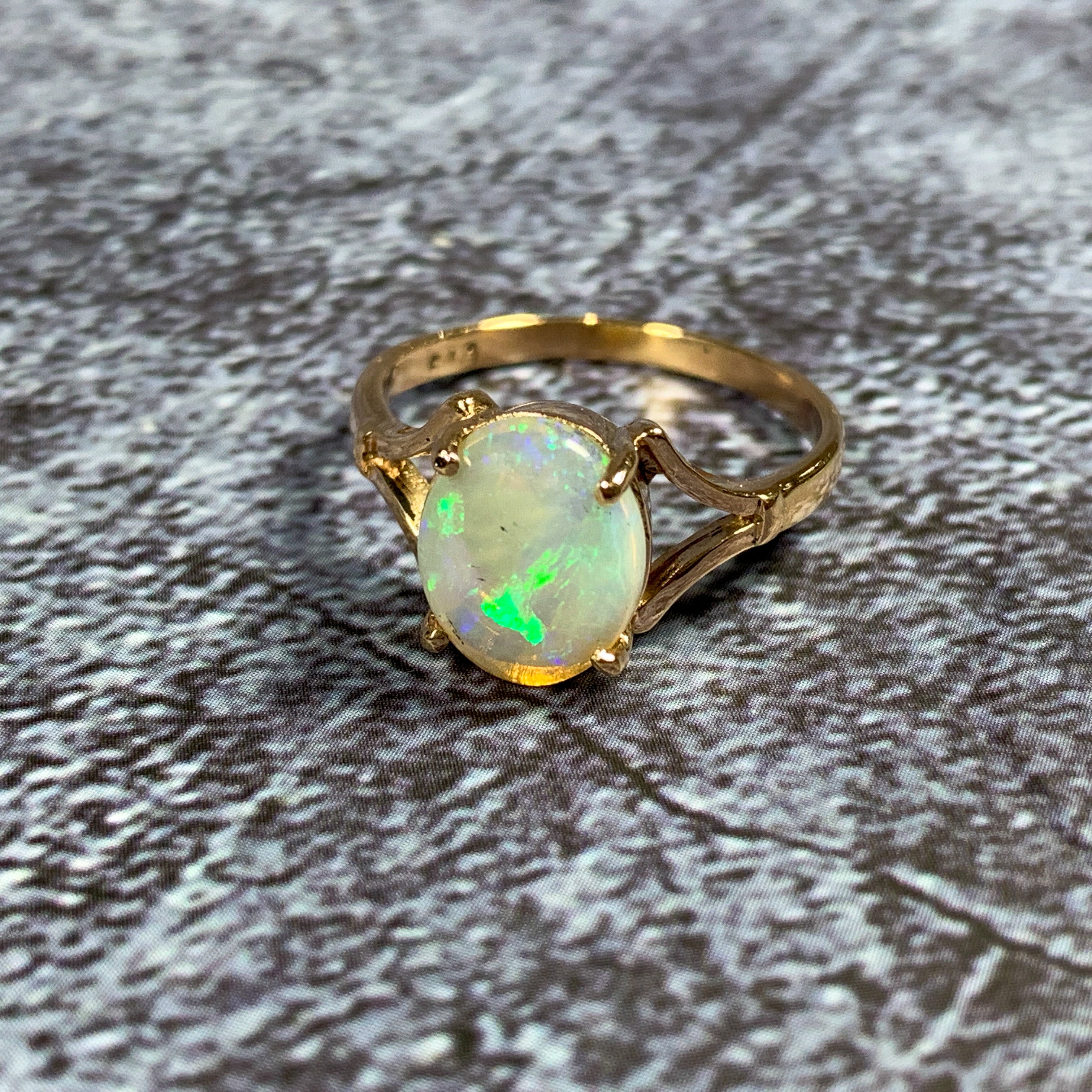 One 9kt Rose Gold solitaire ring set with one Green Blue Light Opal 1.49ct - Masterpiece Jewellery Opal & Gems Sydney Australia | Online Shop