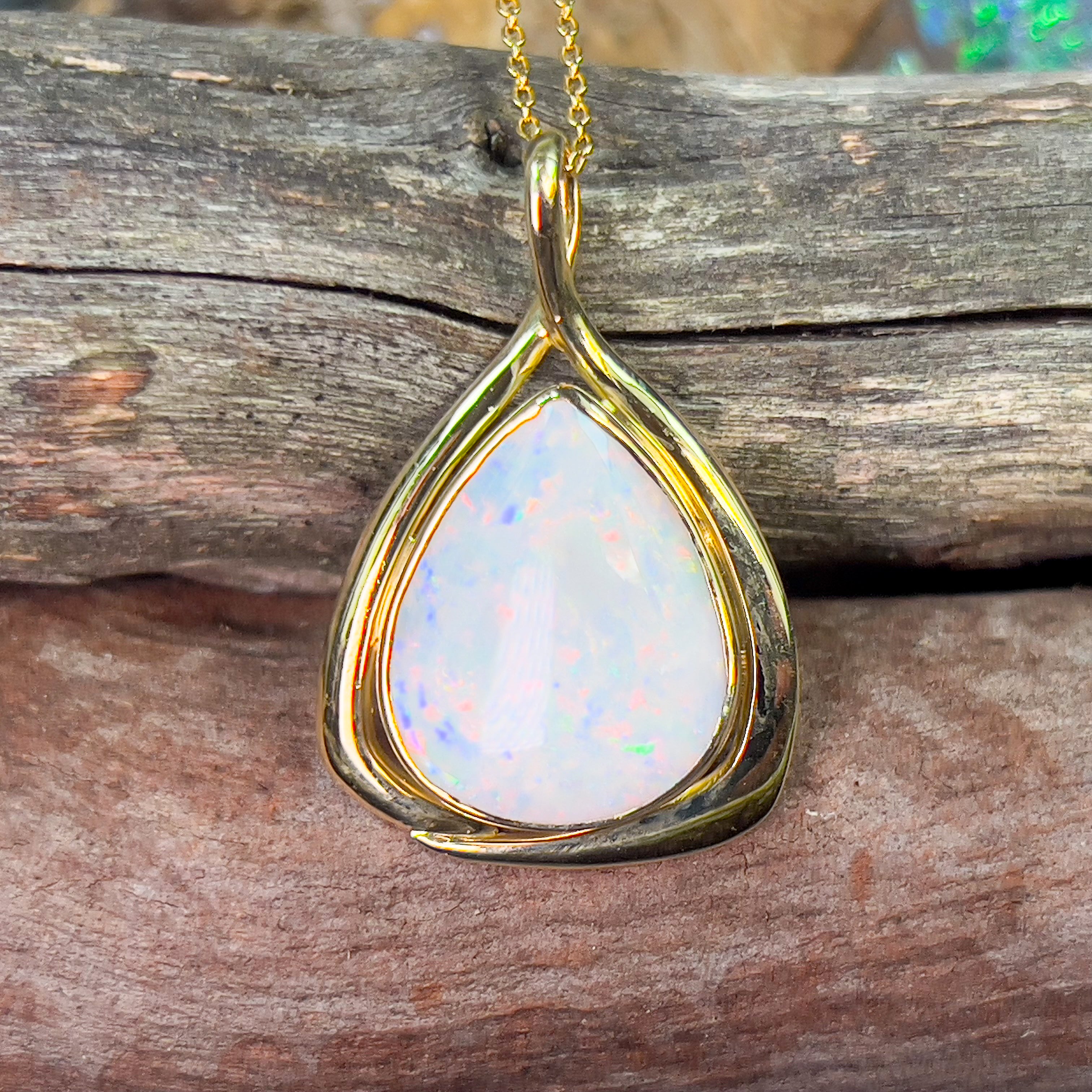 18kt Yellow Gold pear shape White Opal 7.82ct pendant - Masterpiece Jewellery Opal & Gems Sydney Australia | Online Shop