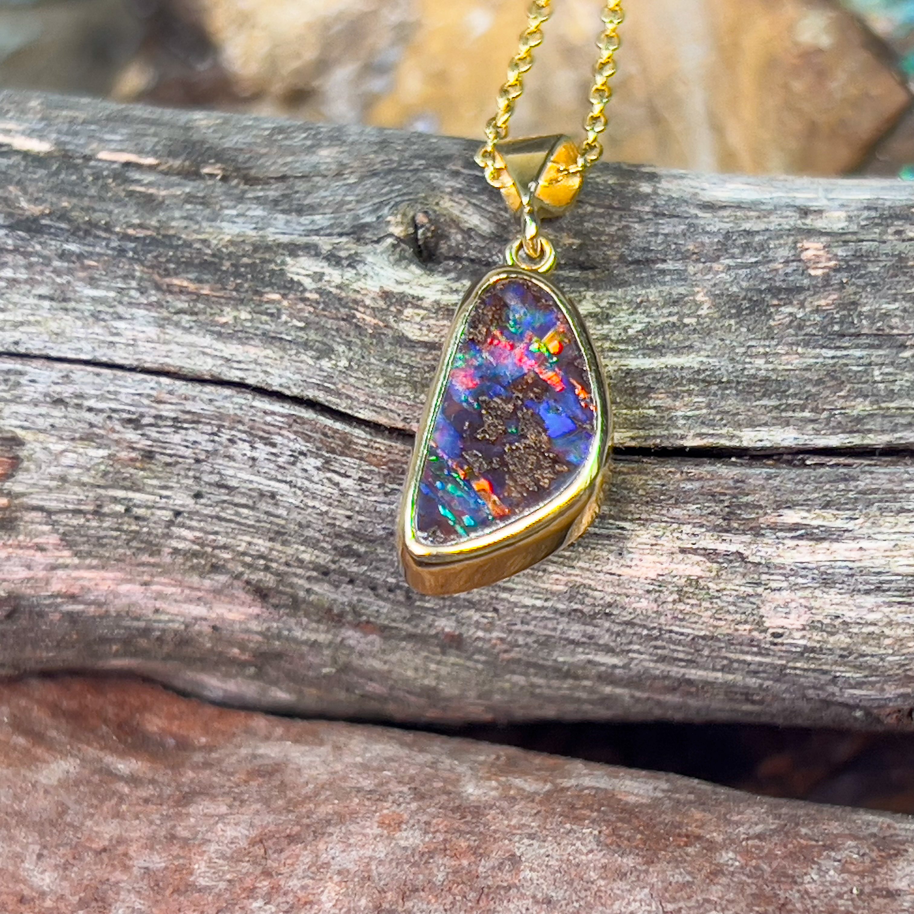 18kt Yellow Gold Boulder Opal 1.35ct pendant - Masterpiece Jewellery Opal & Gems Sydney Australia | Online Shop