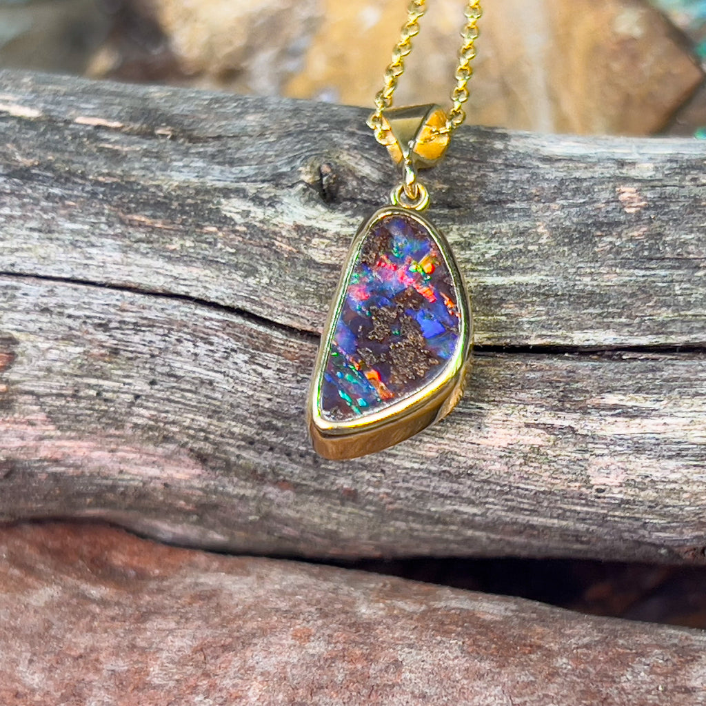 18kt Yellow Gold Boulder Opal 1.35ct pendant - Masterpiece Jewellery Opal & Gems Sydney Australia | Online Shop