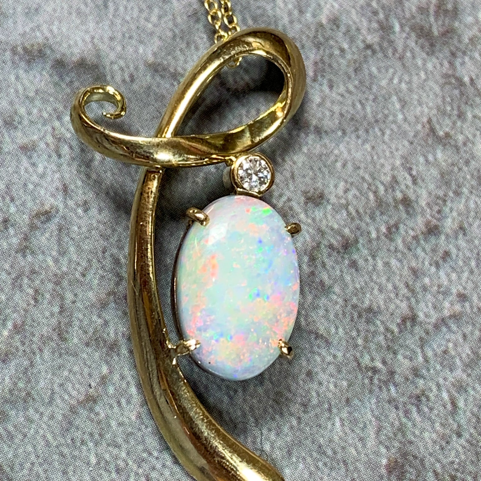 18kt Yellow Gold Black Opal Necklace with Opal 4.7ct and 0.1ct Diamond pendant - Masterpiece Jewellery Opal & Gems Sydney Australia | Online Shop