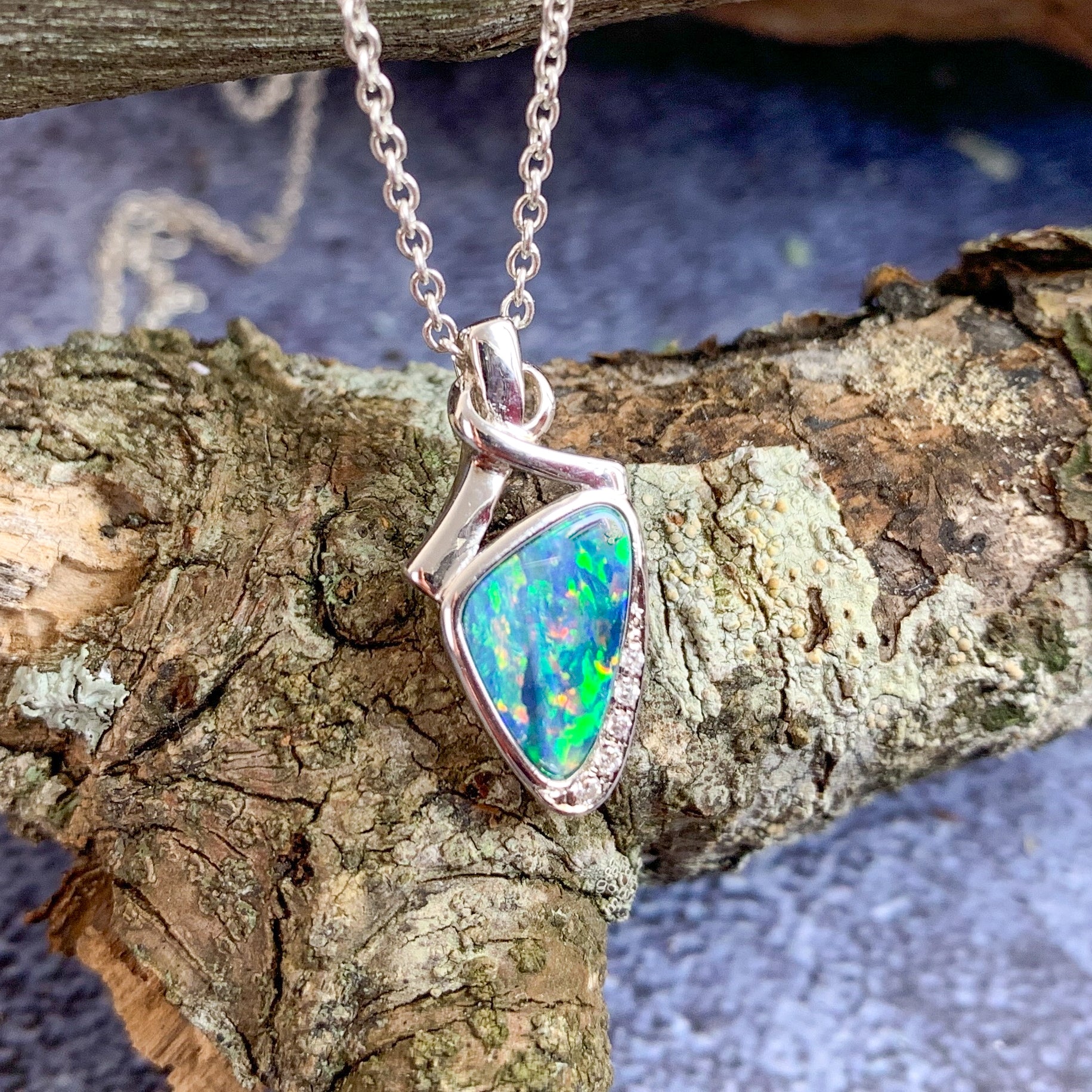 Sterling Silver Opal traingular 10x7.9mm pendant - Masterpiece Jewellery Opal & Gems Sydney Australia | Online Shop