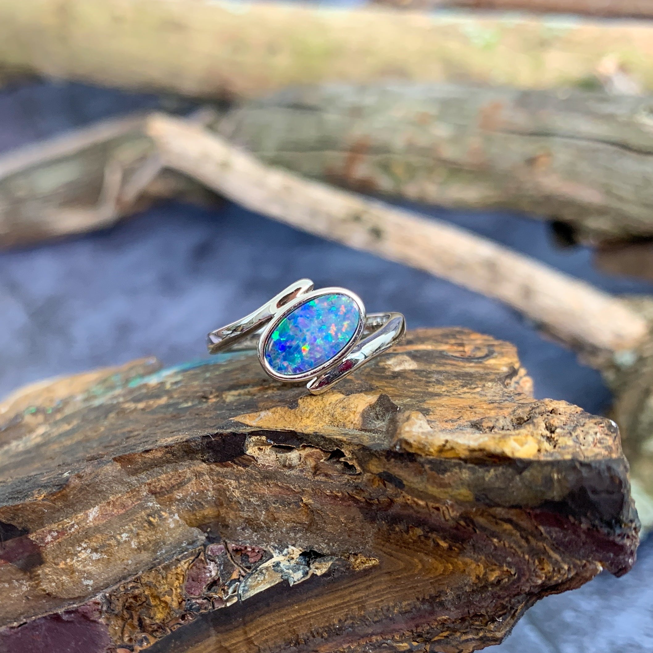 Sterling Silver Oval split shank Opal doublet ring - Masterpiece Jewellery Opal & Gems Sydney Australia | Online Shop