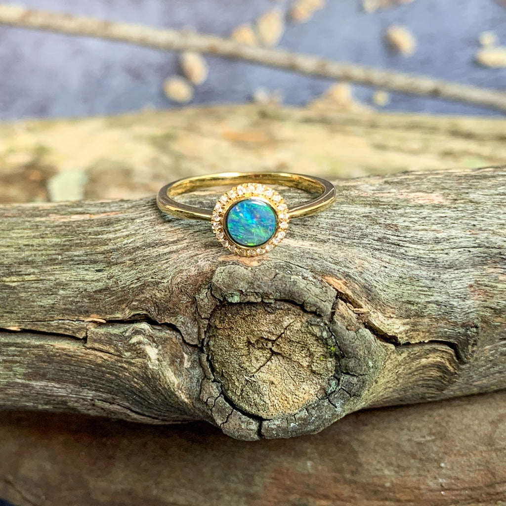 14kt Yellow Gold halo ring set with one 4.6mm Opal and diamonds - Masterpiece Jewellery Opal & Gems Sydney Australia | Online Shop