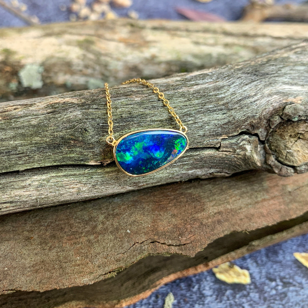 14kt Yellow Gold Opal solitaire necklace - Masterpiece Jewellery Opal & Gems Sydney Australia | Online Shop