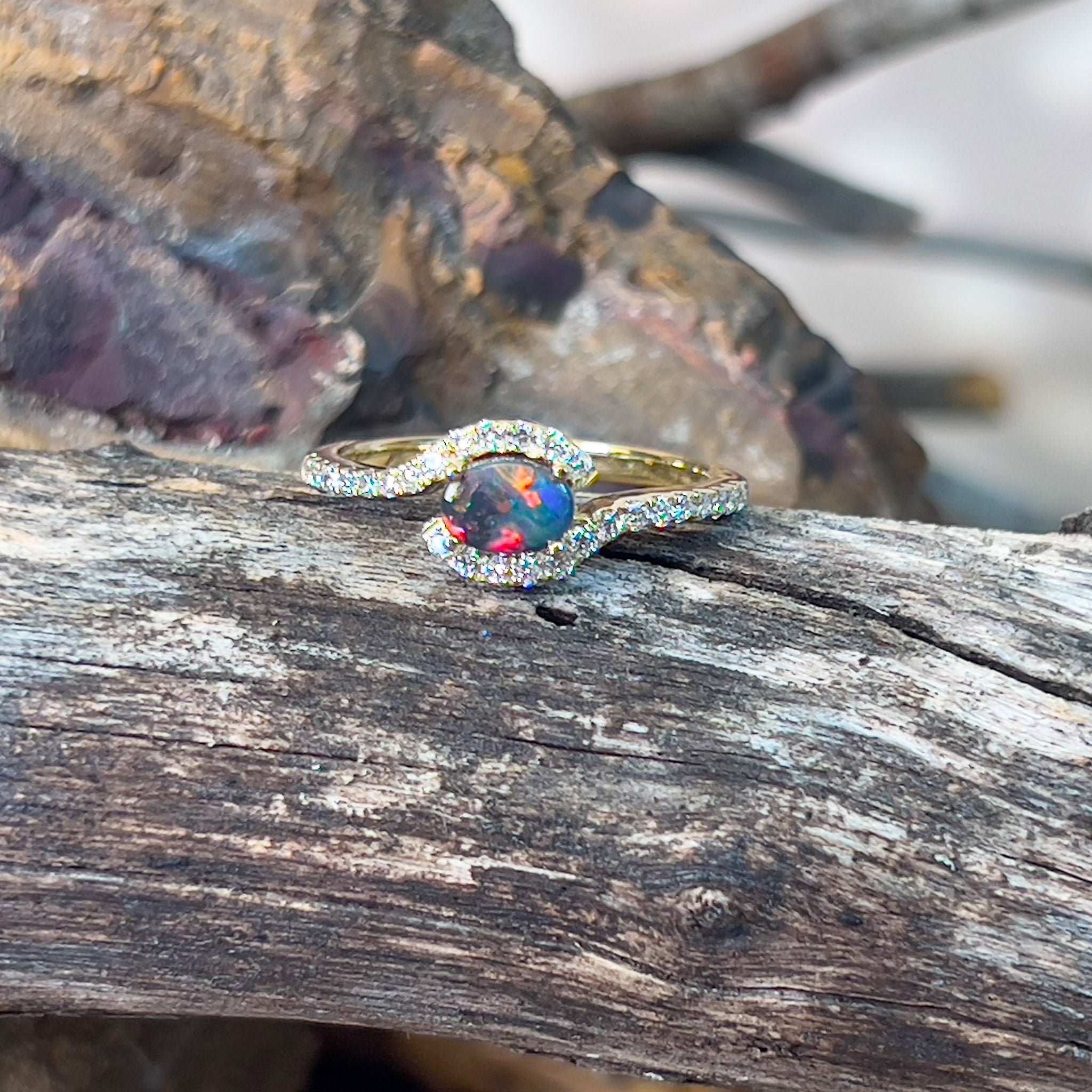 18kt Yellow Gold Black Opal 0.26ct and Diamond cross over ring - Masterpiece Jewellery Opal & Gems Sydney Australia | Online Shop