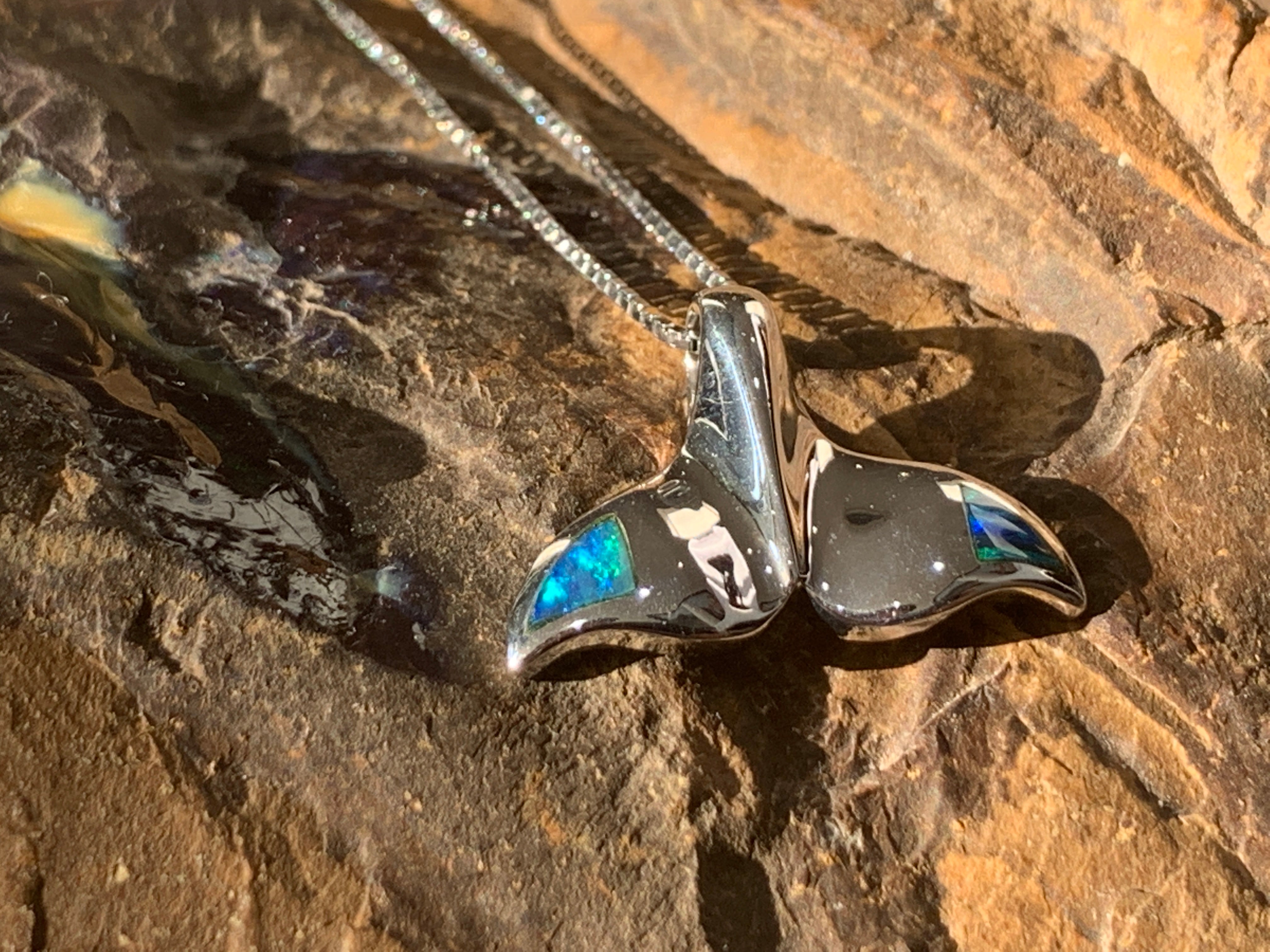 STERLING SILVER OPAL WHALE PENDANT - Masterpiece Jewellery Opal & Gems Sydney Australia | Online Shop