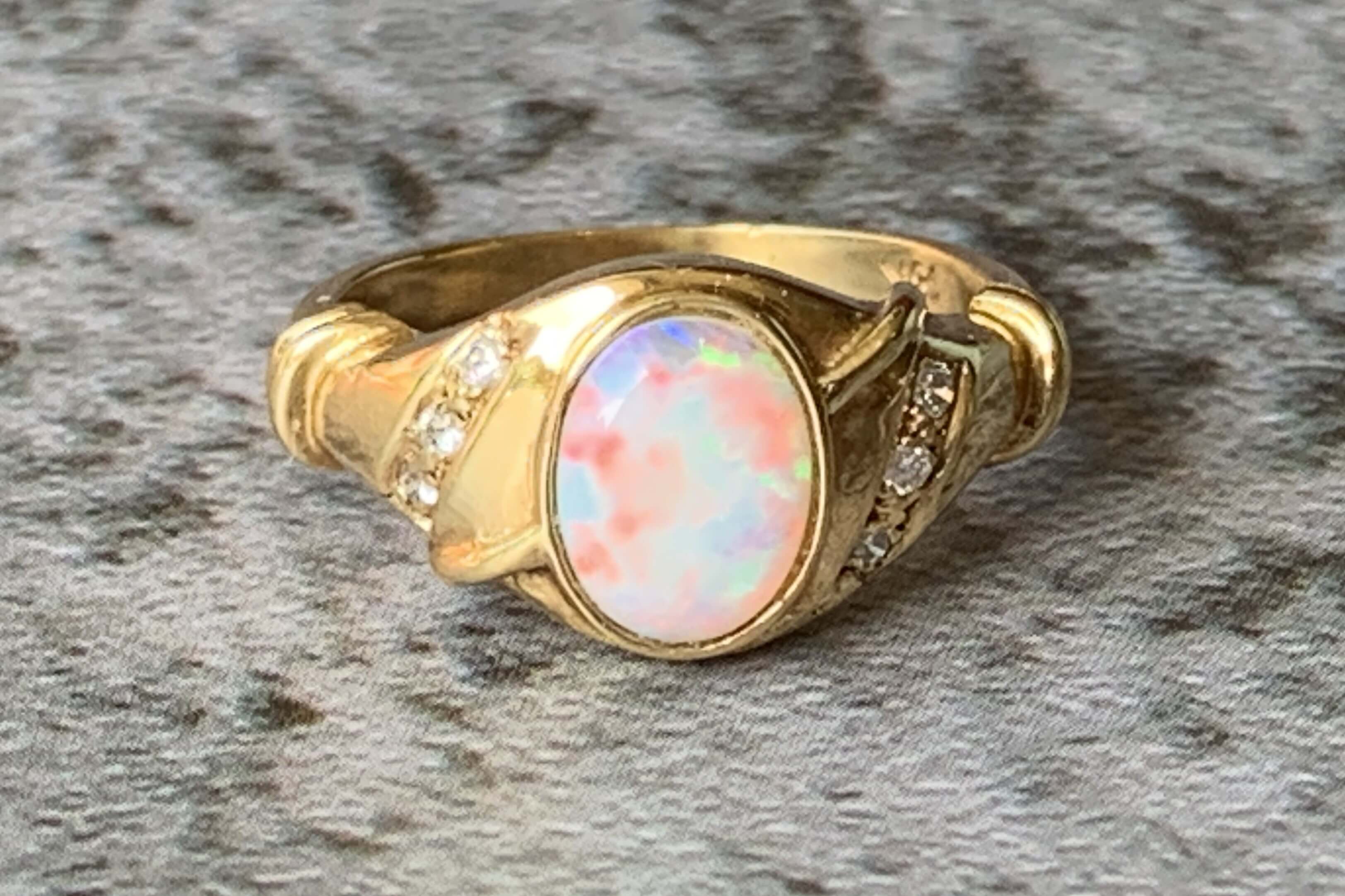 18kt Yellow Gold Fire Opal and Diamond ring - Masterpiece Jewellery Opal & Gems Sydney Australia | Online Shop