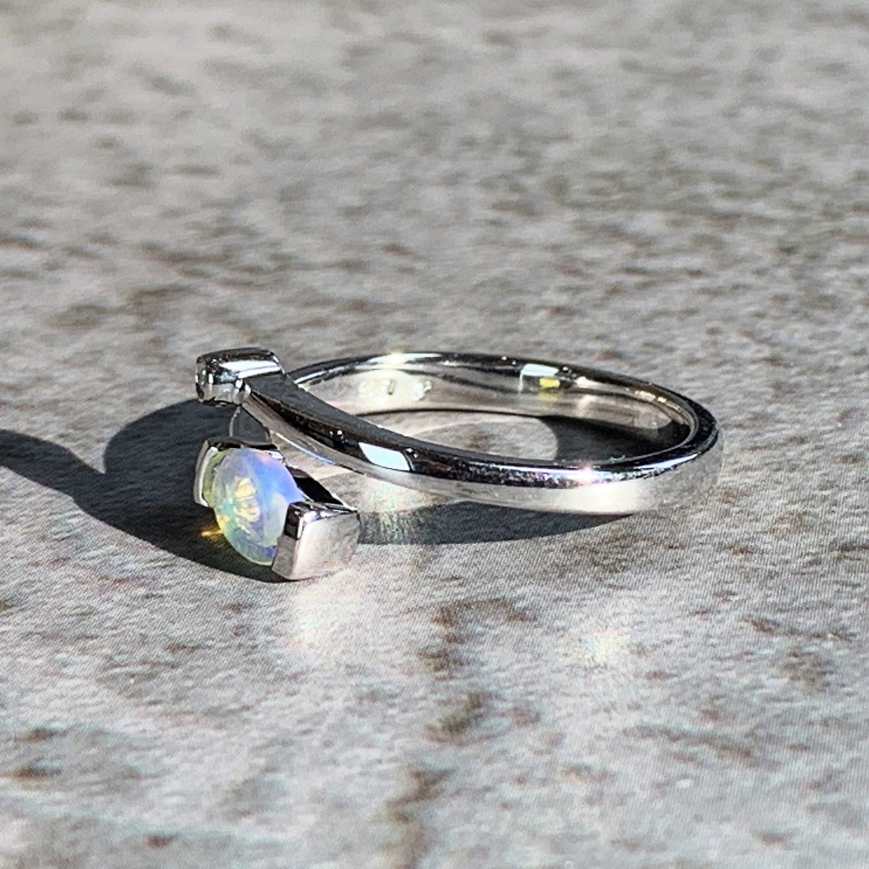 Sterling Silver White Opal ring 6X4mm split shank - Masterpiece Jewellery Opal & Gems Sydney Australia | Online Shop