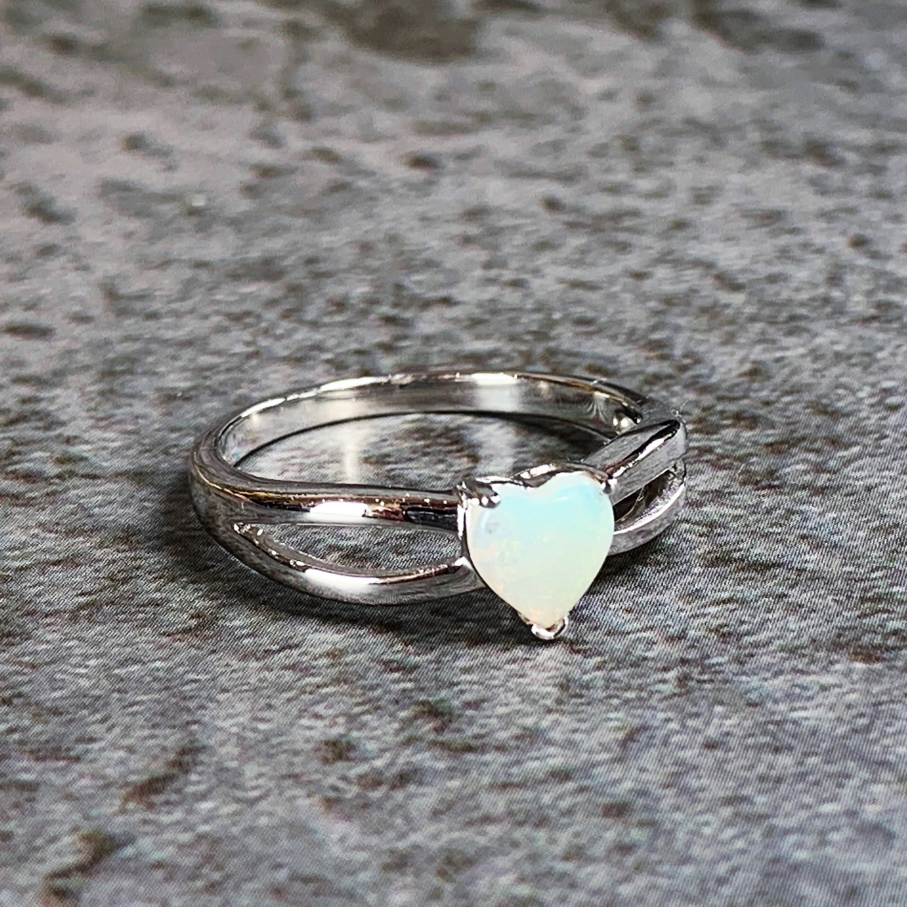 Sterling Silver Heart shape solitaire 6mm ring - Masterpiece Jewellery Opal & Gems Sydney Australia | Online Shop