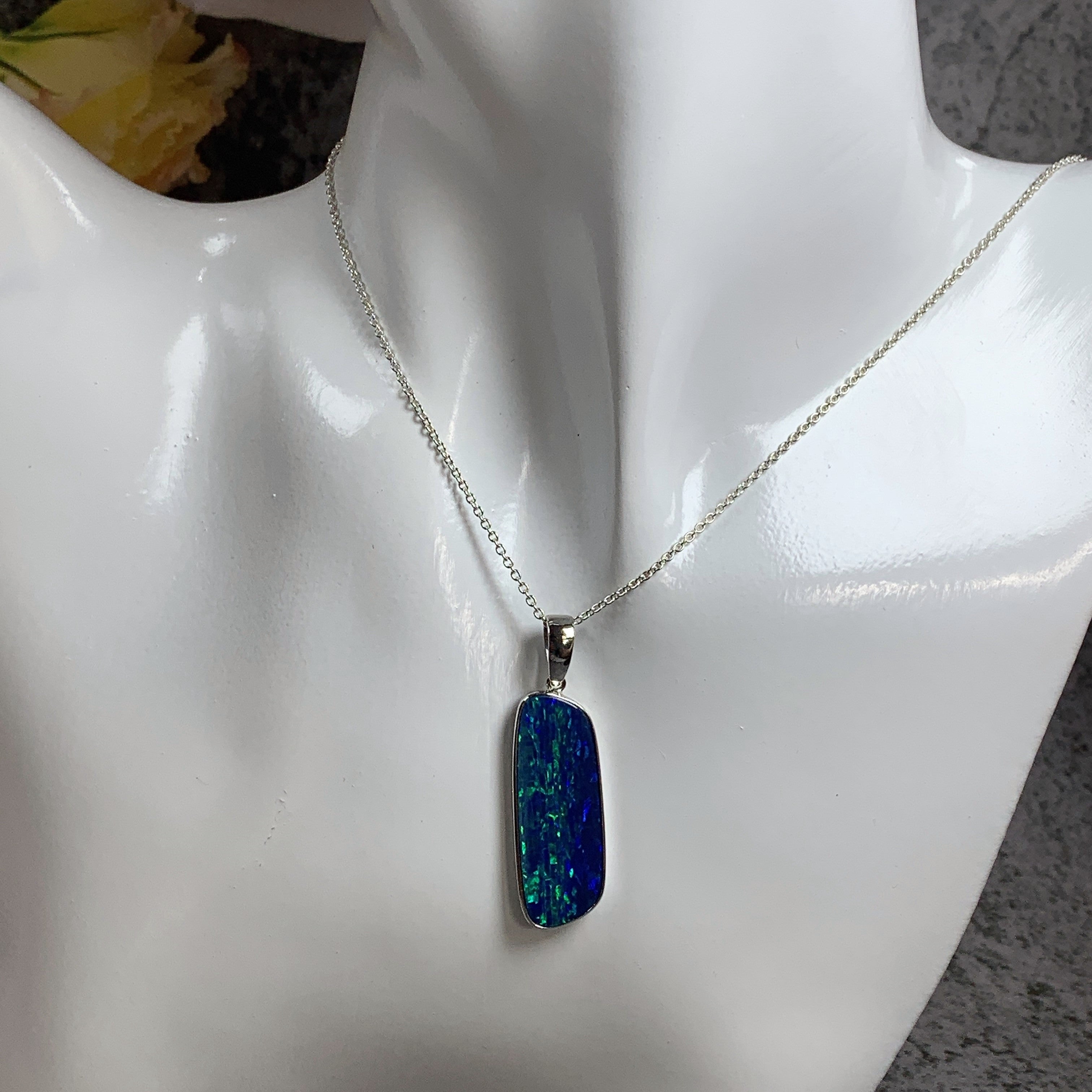 14kt White Gold Opal 9.41ct doublet Blue Green pendant - Masterpiece Jewellery Opal & Gems Sydney Australia | Online Shop