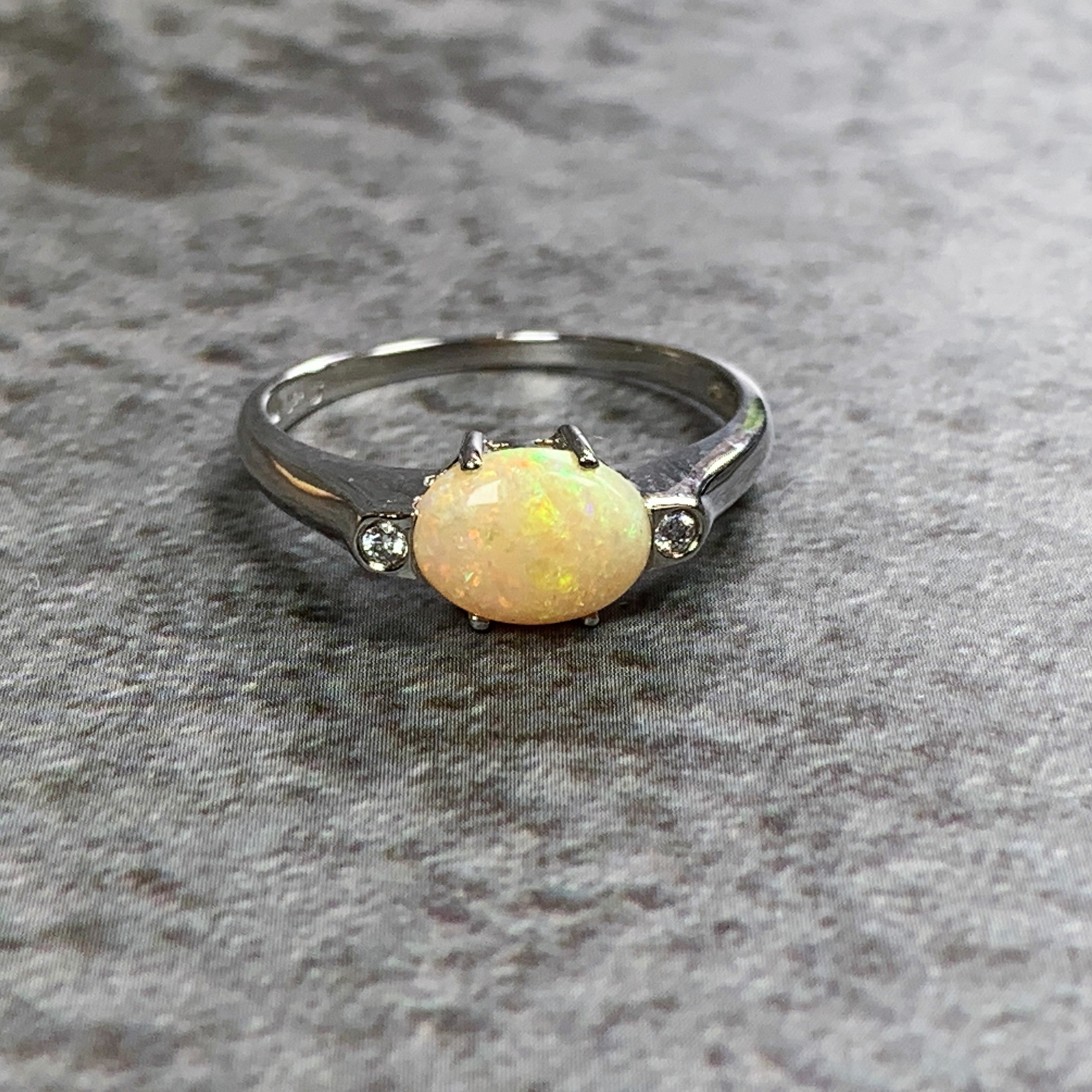 Sterling Silver Yellow Green Opal ring - Masterpiece Jewellery Opal & Gems Sydney Australia | Online Shop