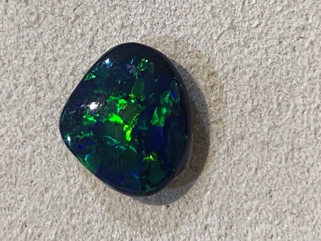 BLACK OPAL 1.35CTS - Masterpiece Jewellery Opal & Gems Sydney Australia | Online Shop