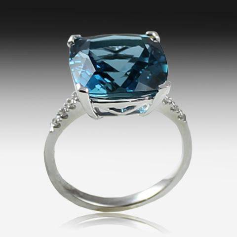 18kt Blue Topaz Diamond ring - Masterpiece Jewellery Opal & Gems Sydney Australia | Online Shop