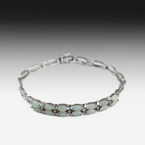 18KT WHITE GOLD OPAL BRACELET - Masterpiece Jewellery Opal & Gems Sydney Australia | Online Shop