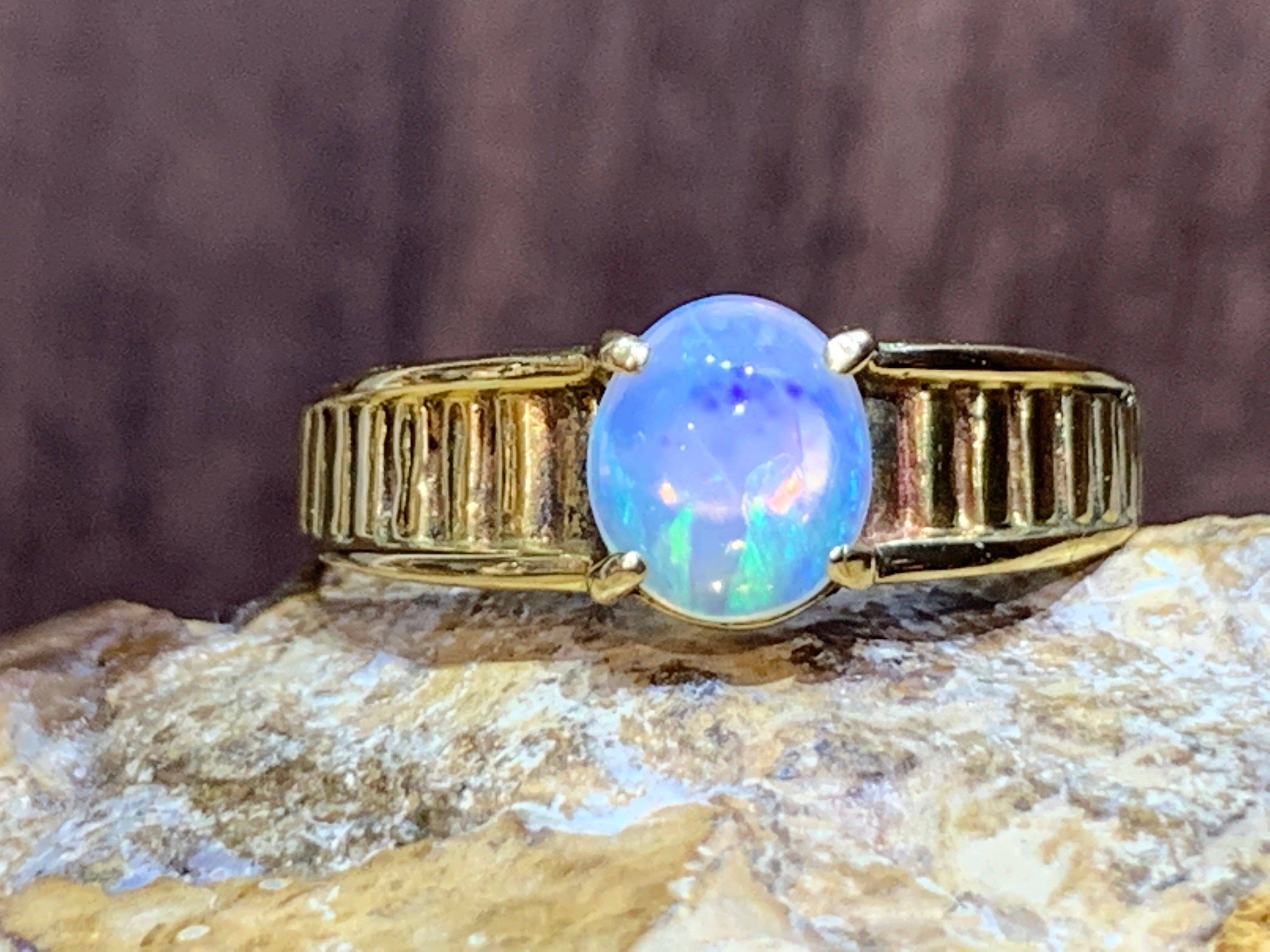 18kt Yellow Gold Crystal Opal ring - Masterpiece Jewellery Opal & Gems Sydney Australia | Online Shop