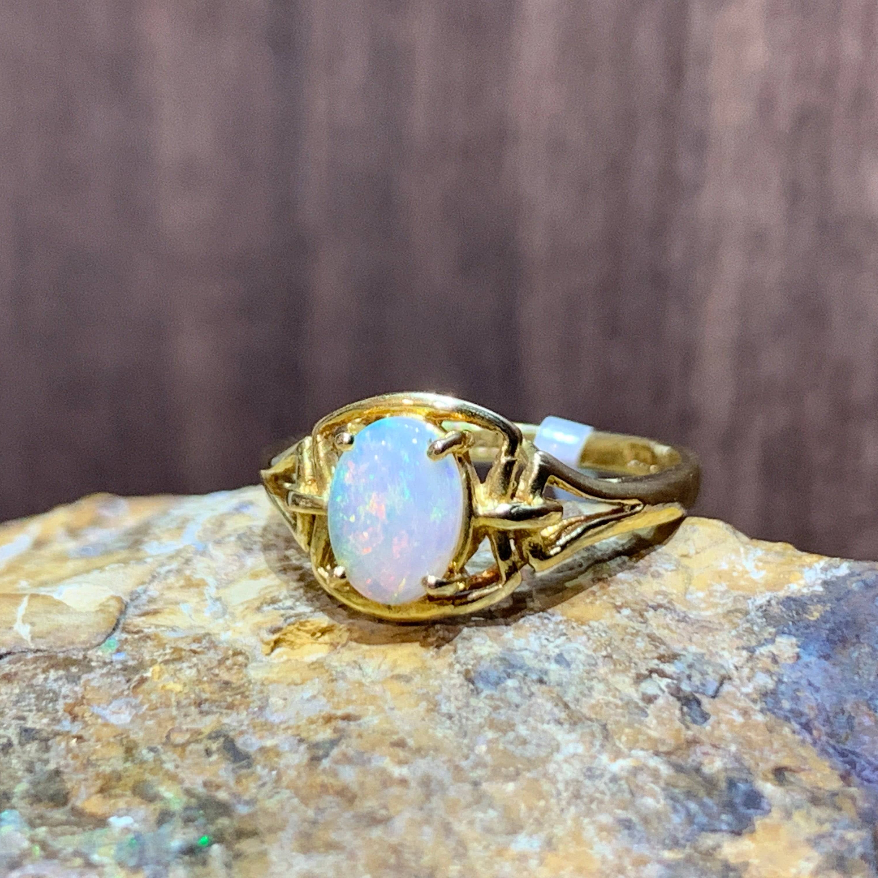 18kt Yellow Gold Opal ring - Masterpiece Jewellery Opal & Gems Sydney Australia | Online Shop
