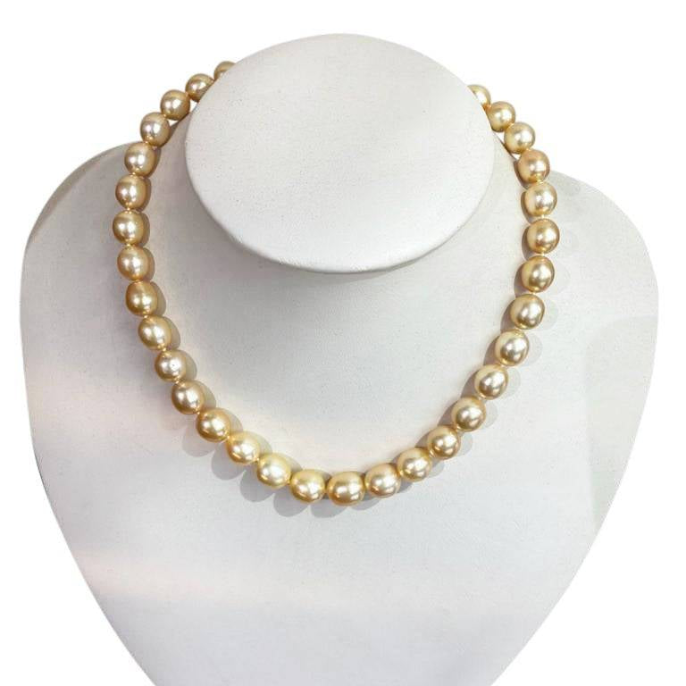 Masterpiece Jewellery - Yellow South Sea Pearl Strand with 18kt Gold Clasp - 10.5mm-14mm